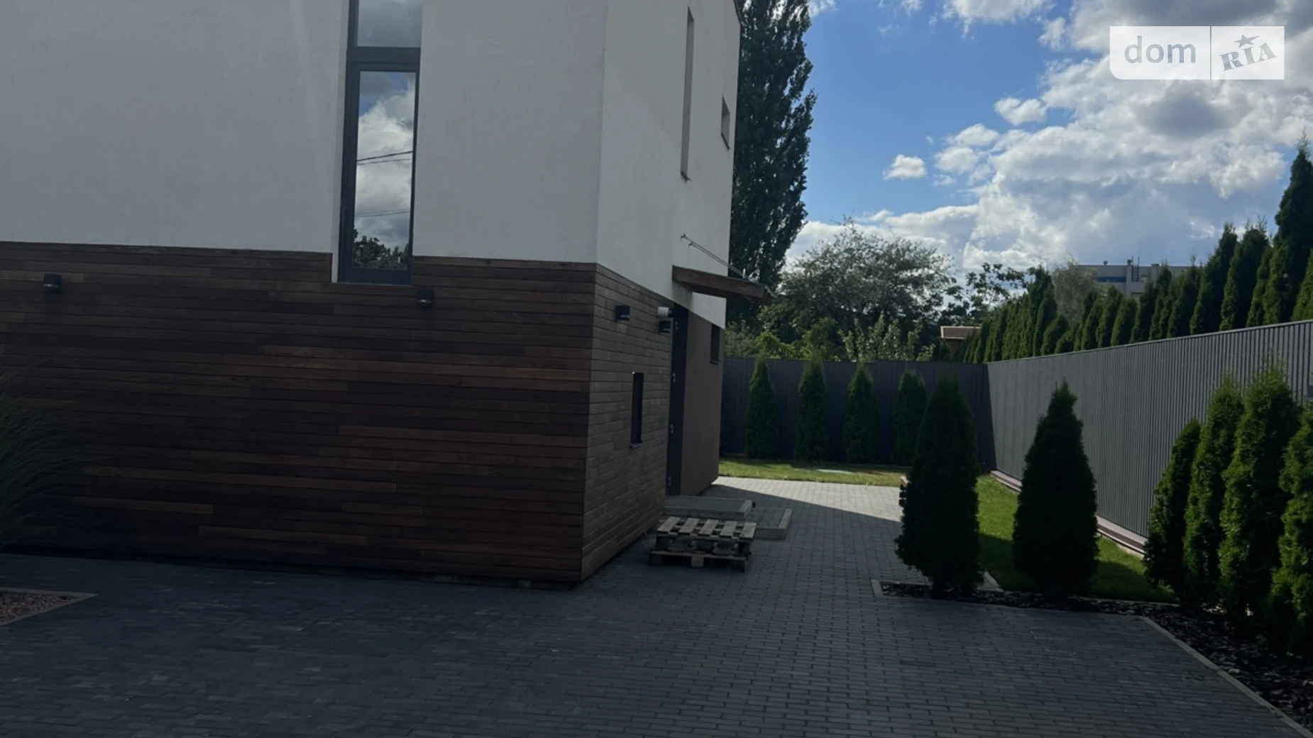 Продается дом на 2 этажа 143 кв. м с беседкой, цена: 135000 $ - фото 4