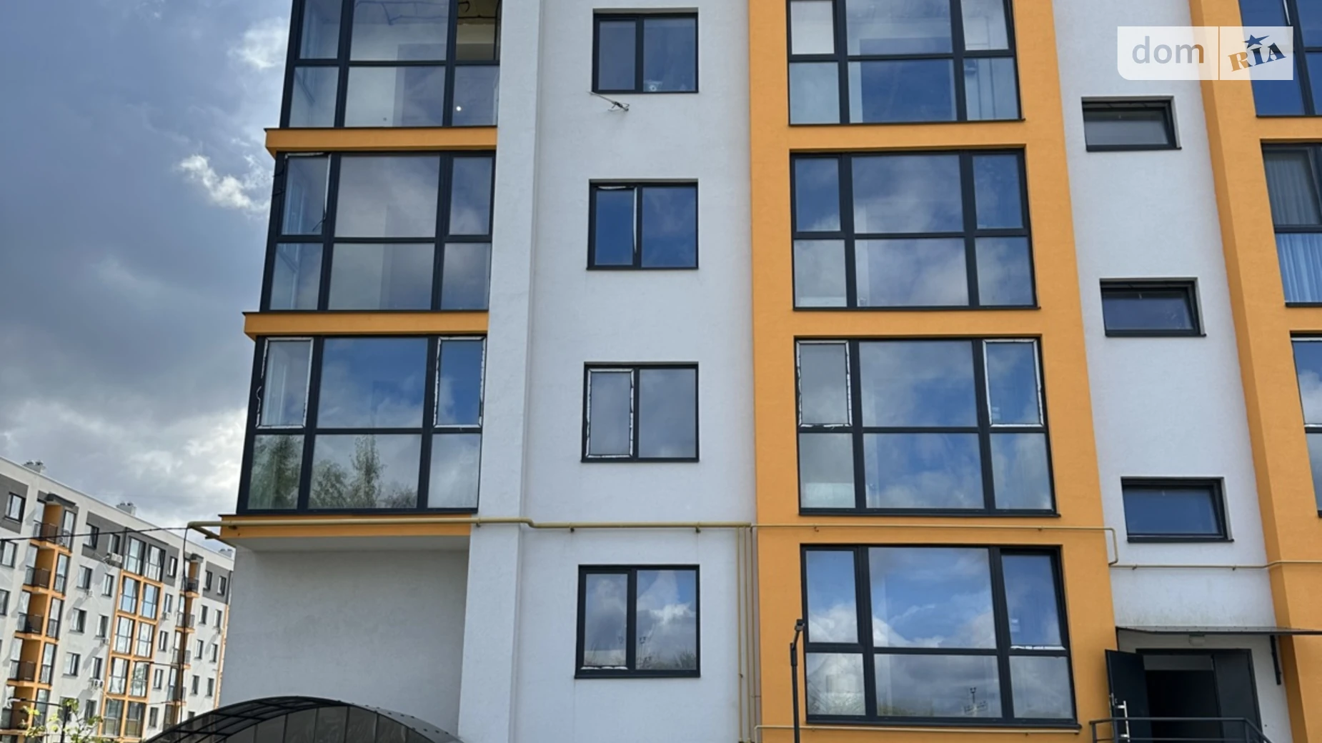 Продается 3-комнатная квартира 68.9 кв. м в Березиной, ул. Радужная, 104 - фото 2