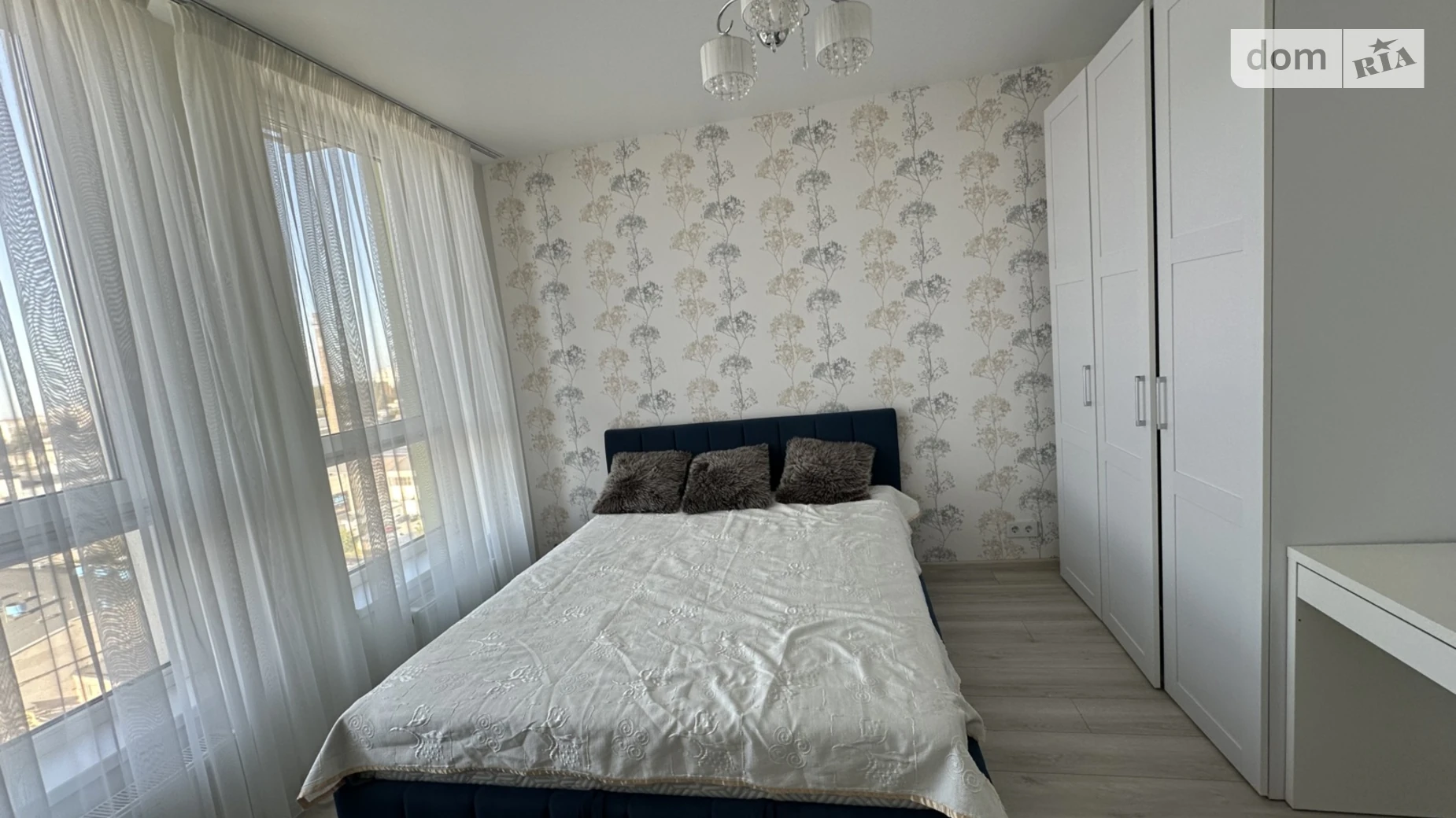 Продається 1-кімнатна квартира 49.4 кв. м у Києві, вул. Бердника Олеся, 1Д - фото 4