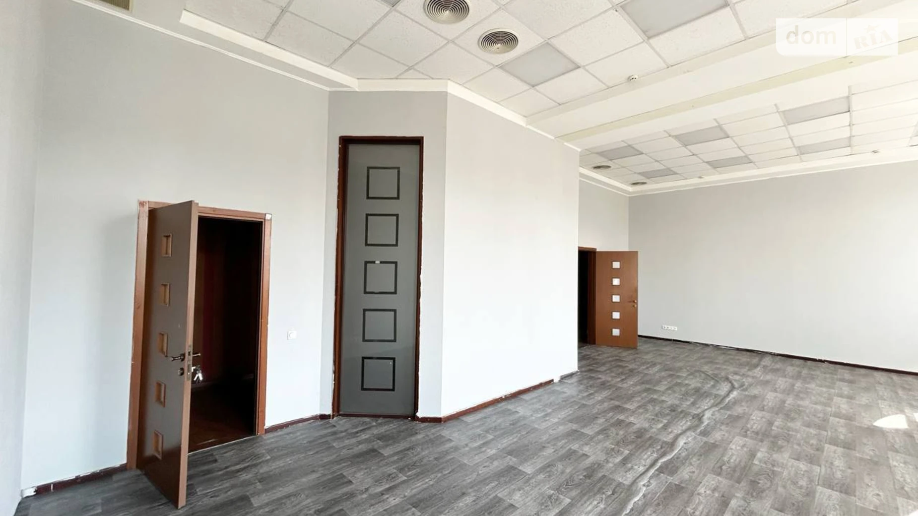 Сдается в аренду офис 224 кв. м в бизнес-центре, цена: 67200 грн - фото 4