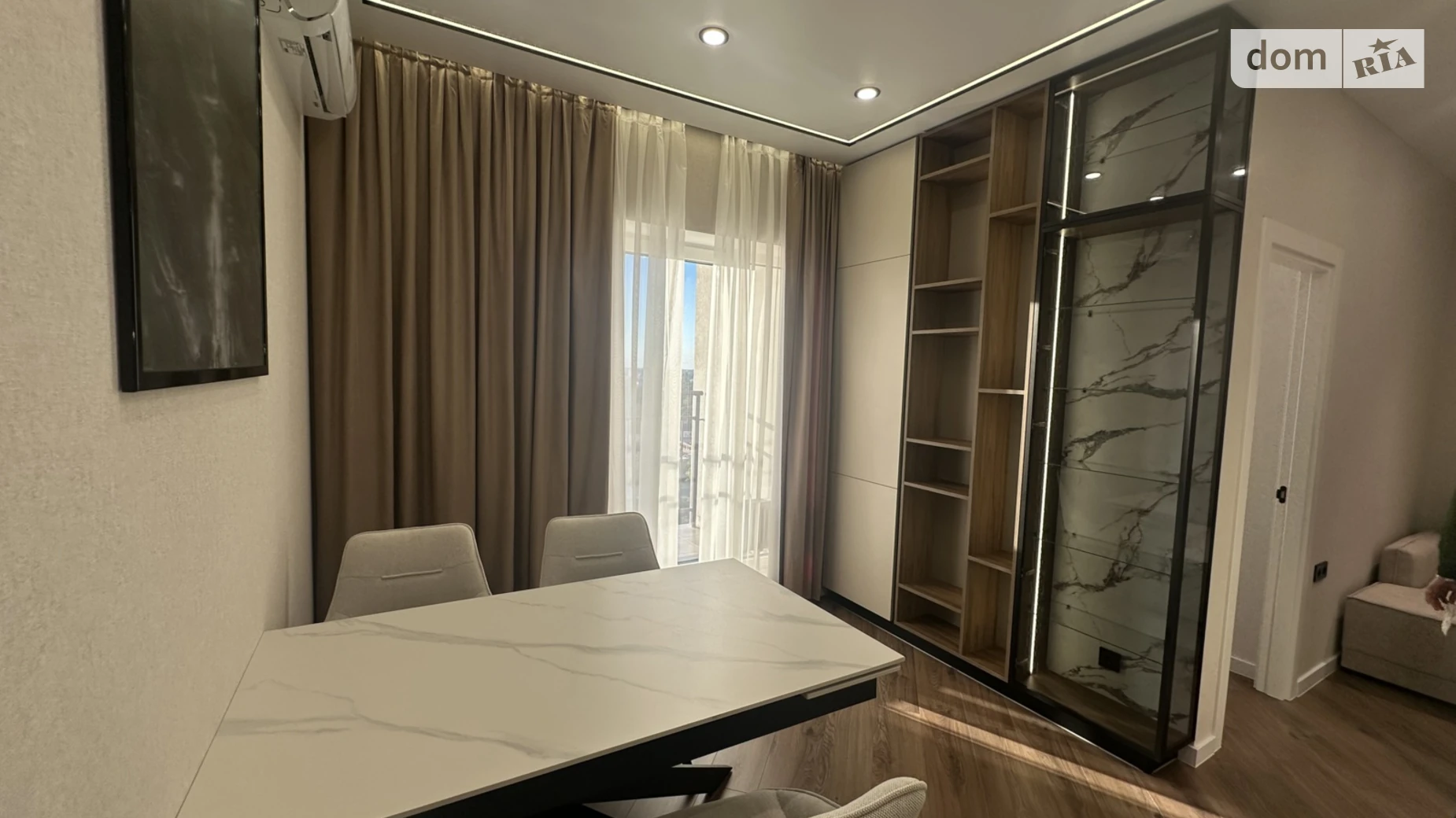 Продается 2-комнатная квартира 42 кв. м в Одессе, ул. Краснова - фото 2