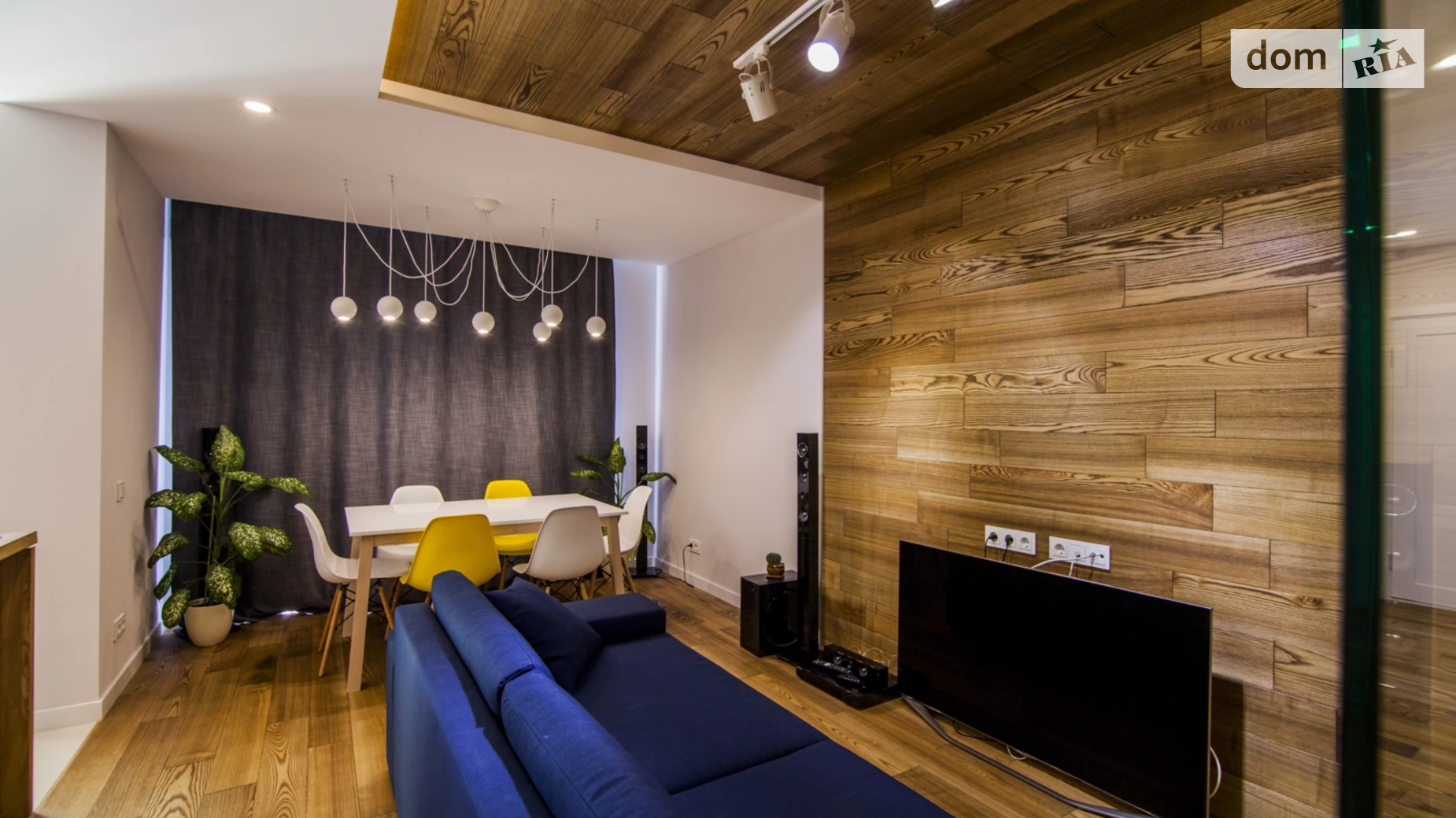 Продается 3-комнатная квартира 78.6 кв. м в Киеве, ул. Анатолия Петрицкого, 13 - фото 2