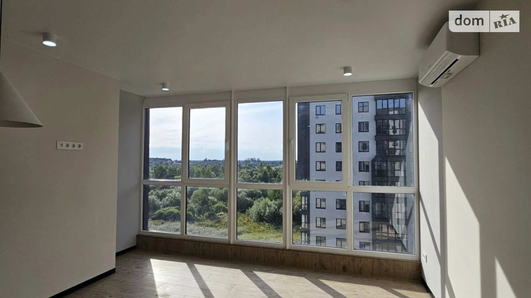 Продается 1-комнатная квартира 48 кв. м в Львове, ул. Роксоляны - фото 3