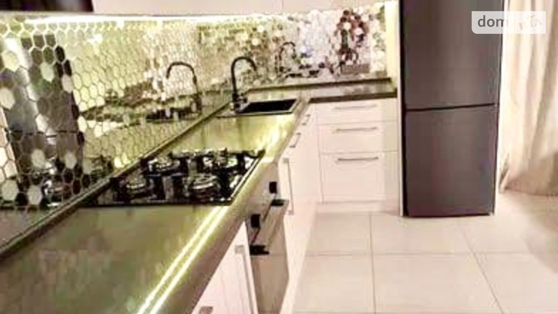 Сдается в аренду дом на 3 этажа 87 кв. м с балконом, цена: 37500 грн - фото 5
