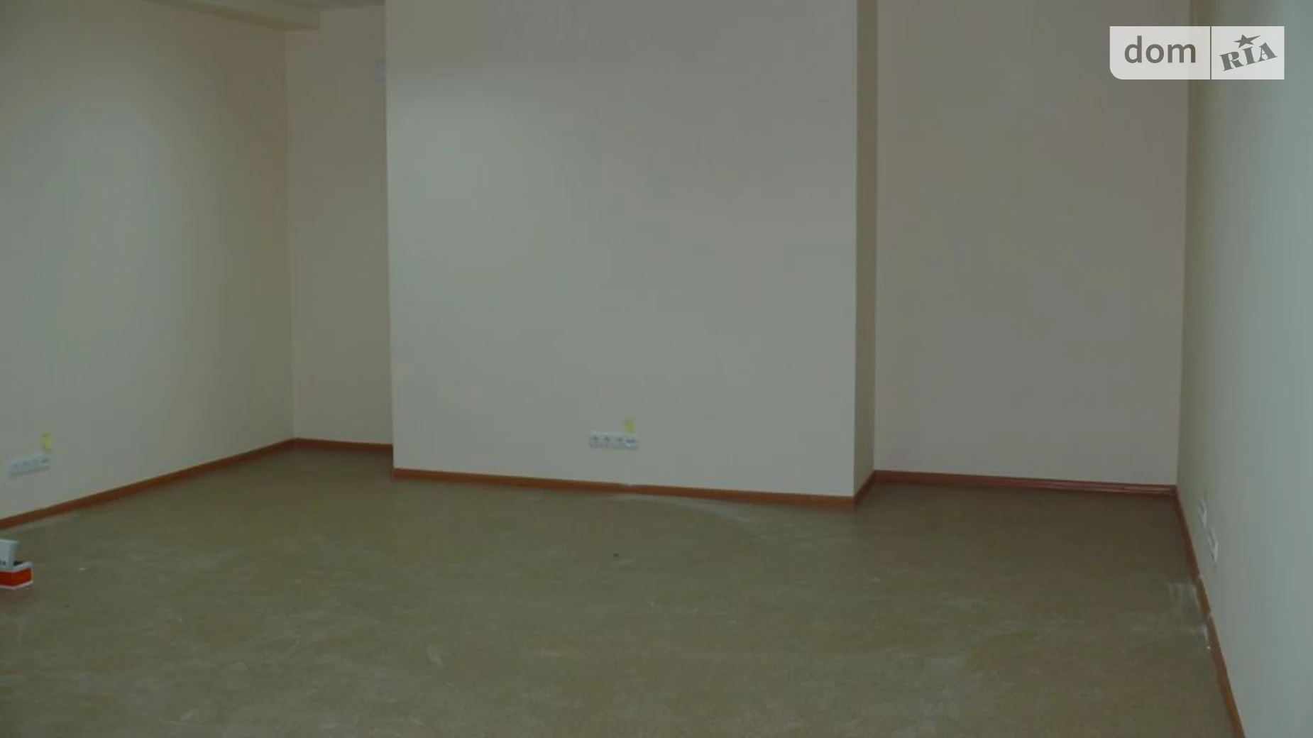 Сдается в аренду офис 240 кв. м в бизнес-центре, цена: 1500 $ - фото 2