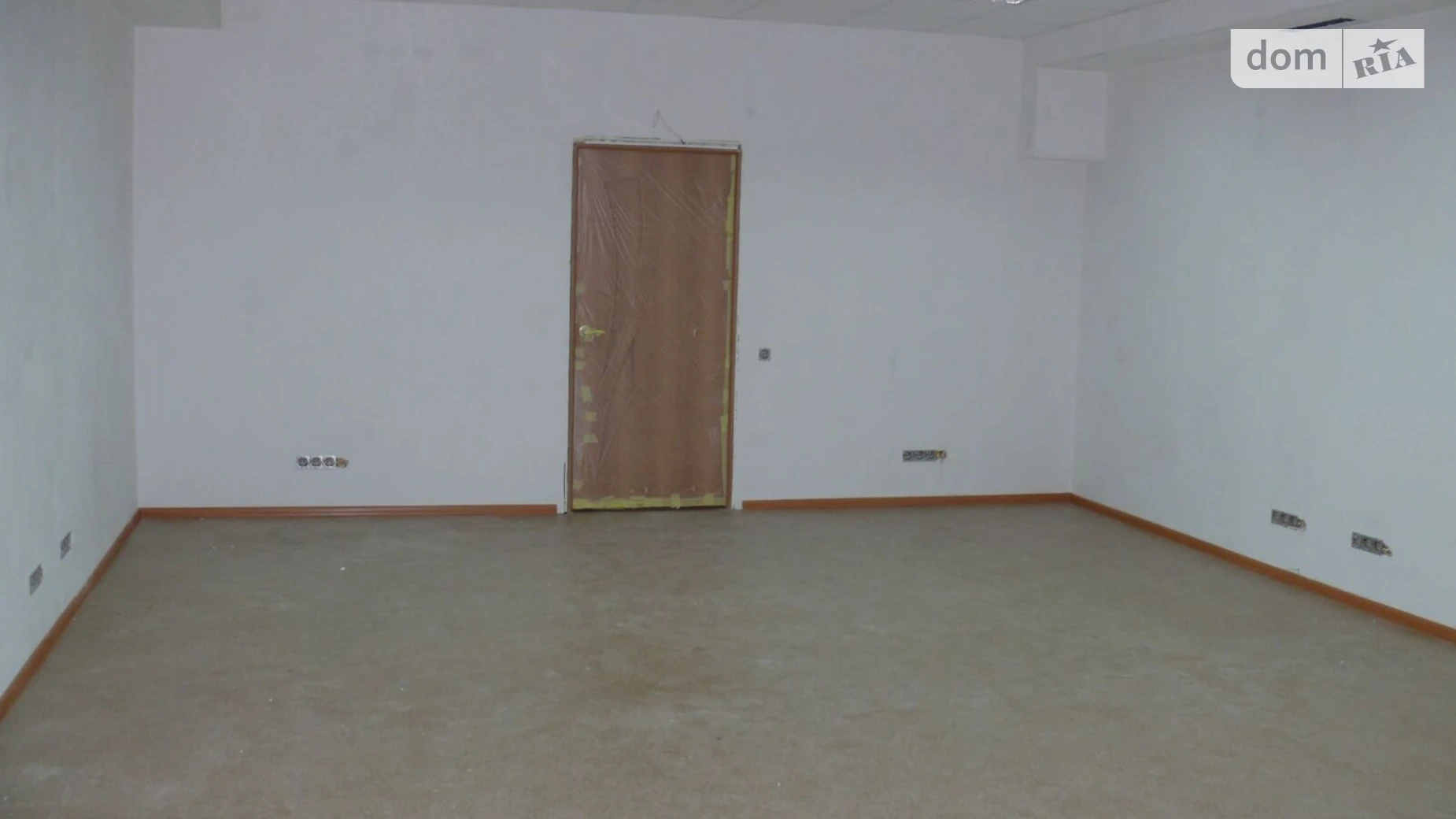Сдается в аренду офис 240 кв. м в бизнес-центре, цена: 1500 $ - фото 4