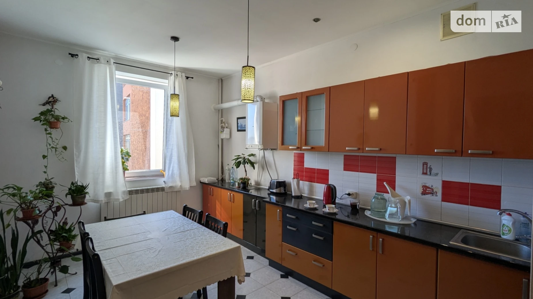 Здається в оренду 3-кімнатна квартира 100 кв. м у Івано-Франківську, вул. Берегова, 22А - фото 3