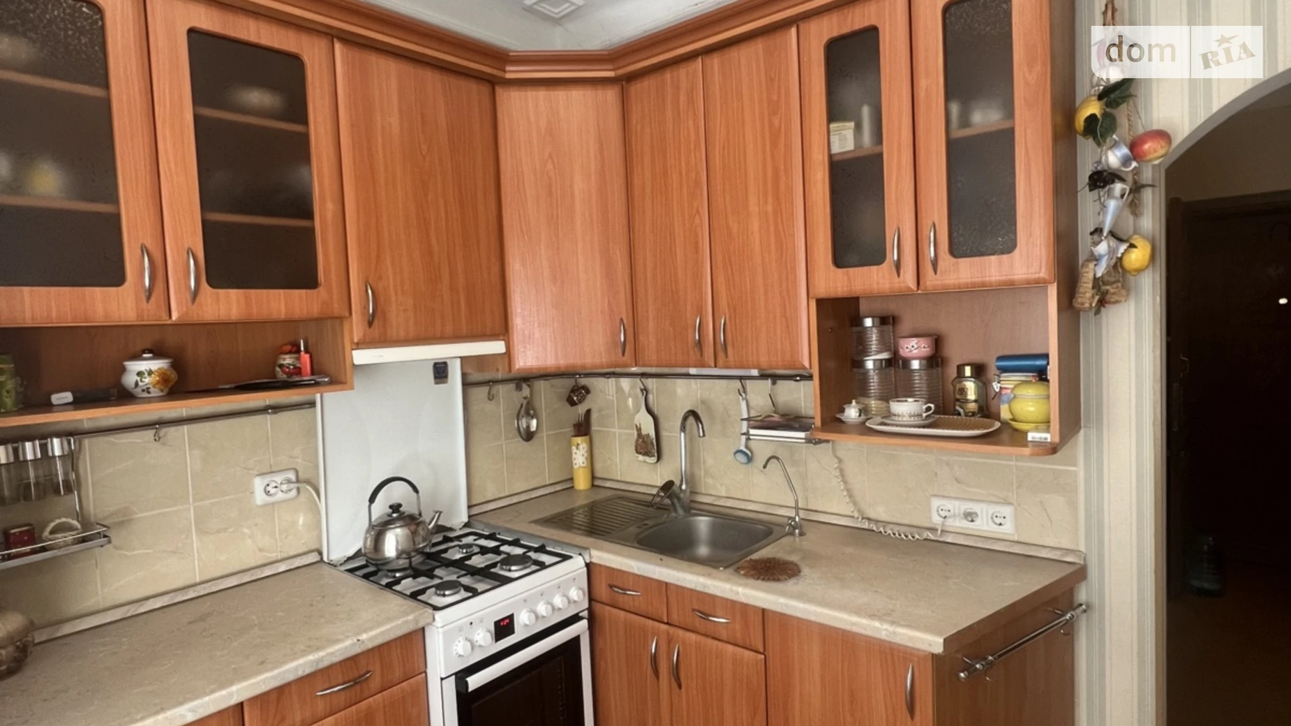 Продается 2-комнатная квартира 56.3 кв. м в Киеве, пер. Керамичный, 9/5 - фото 2