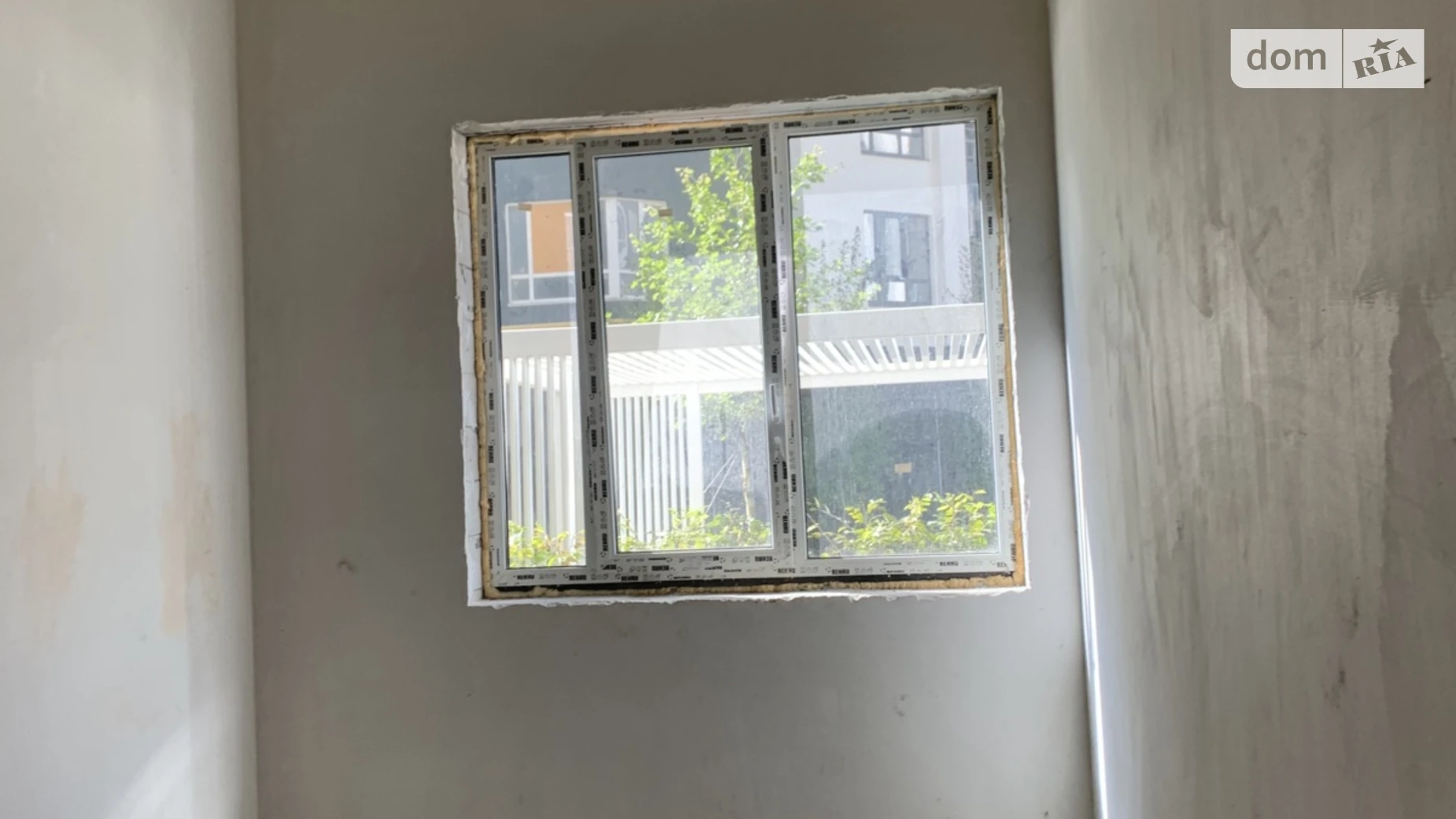 Продається 2-кімнатна квартира 62 кв. м у Ірпені, вул. Ольги Кобилянської(Достоєвського), 1В/14 - фото 2