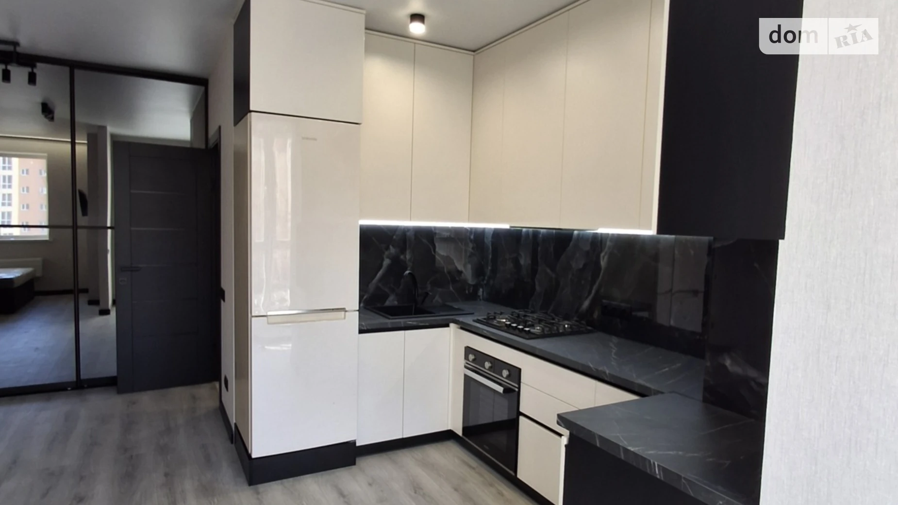 Продается 1-комнатная квартира 41 кв. м в Софиевской Борщаговке, просп. Героев Небесной Сотни, 26/17 - фото 2