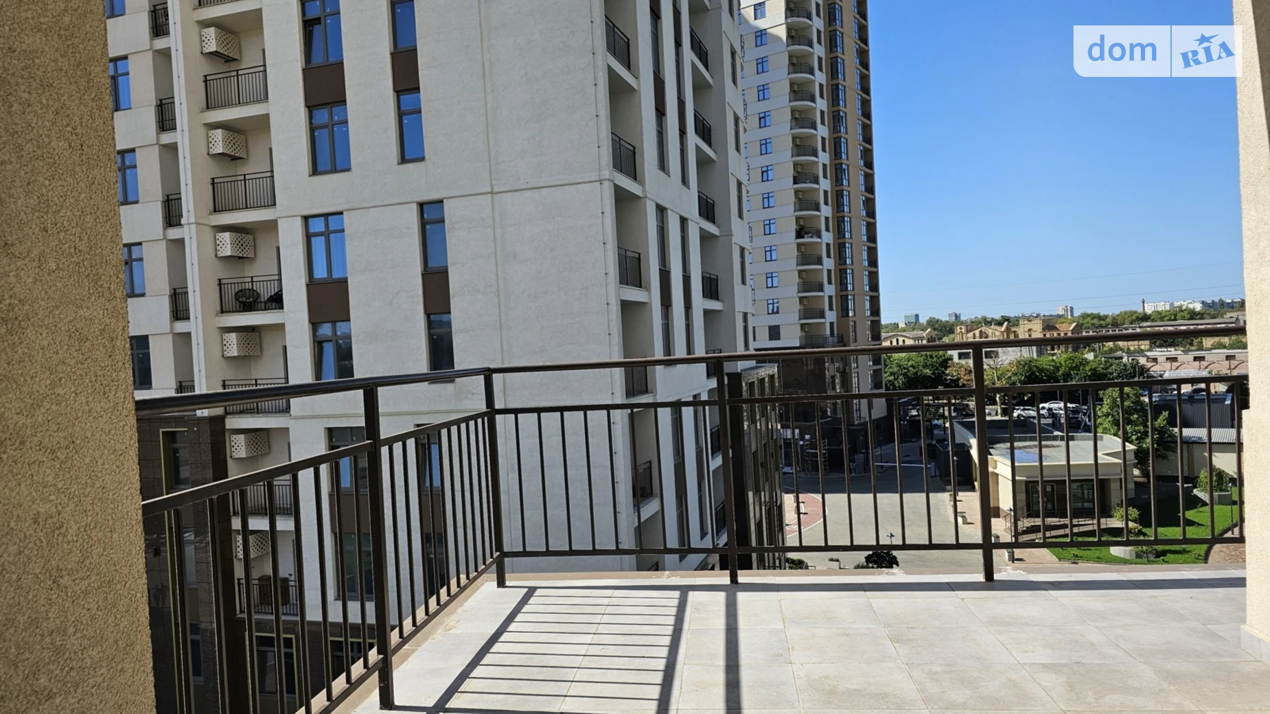 Продается 2-комнатная квартира 65 кв. м в Одессе, ул. Краснова - фото 2