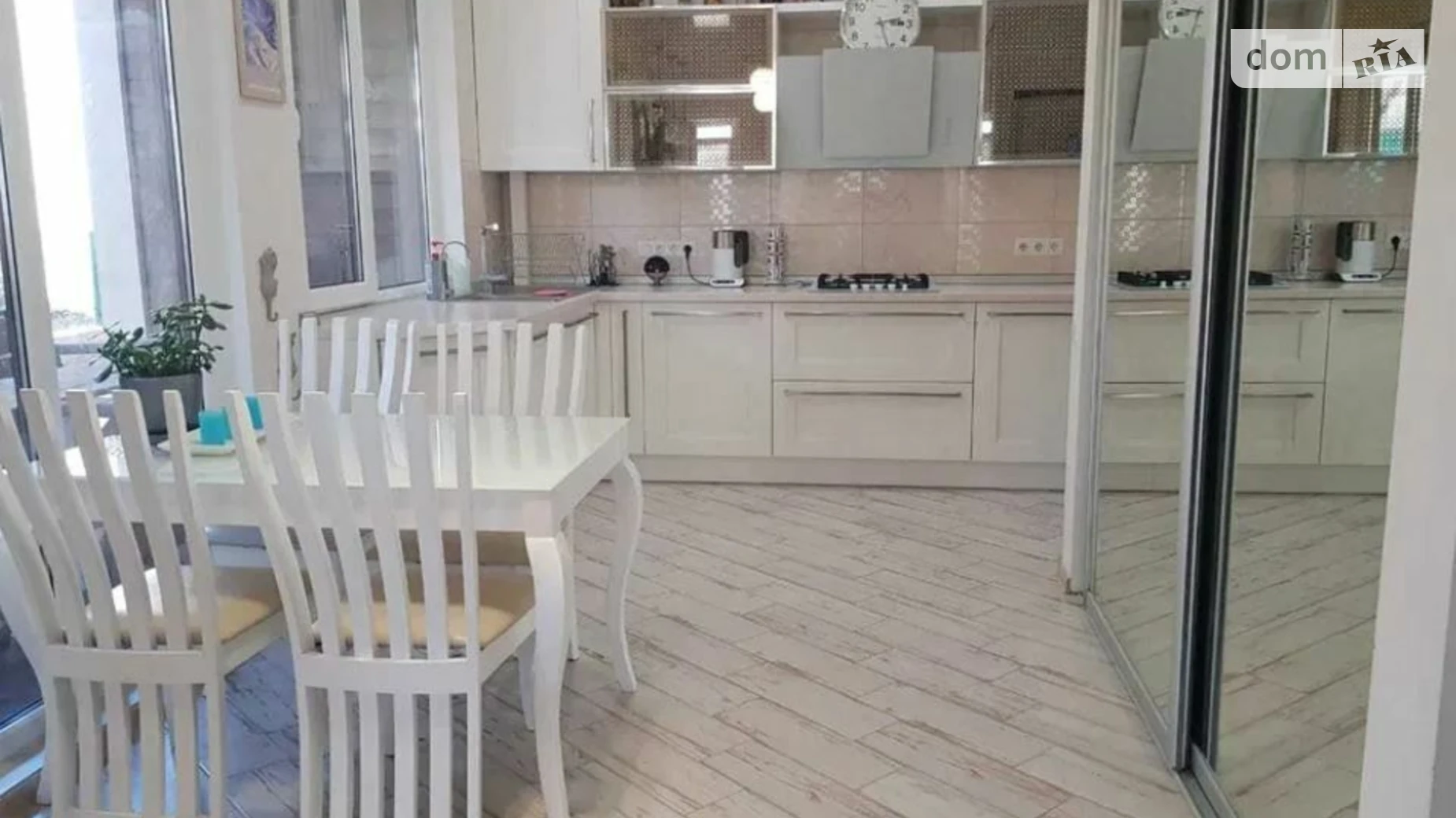 Продается одноэтажный дом 170 кв. м с подвалом, цена: 190000 $ - фото 4