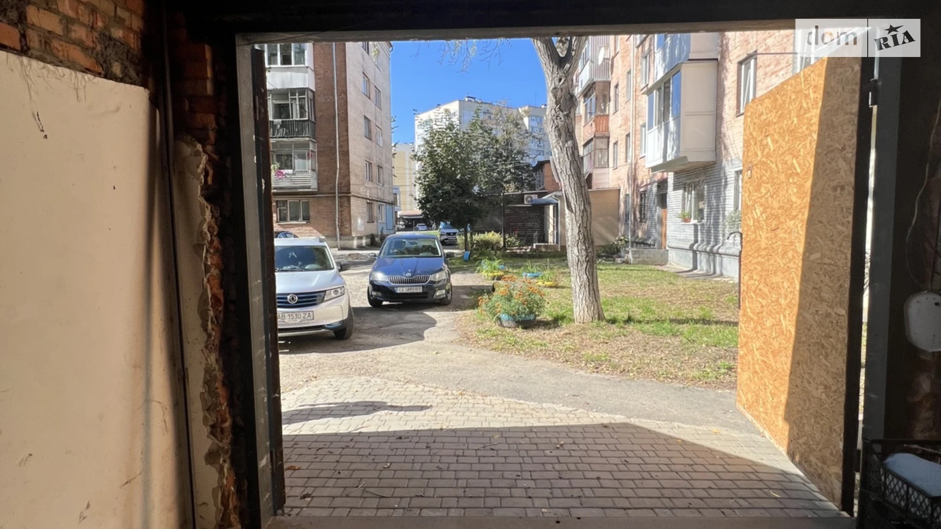 Продается место в гаражном кооперативе универсальный на 24 кв. м, цена: 10500 $ - фото 2