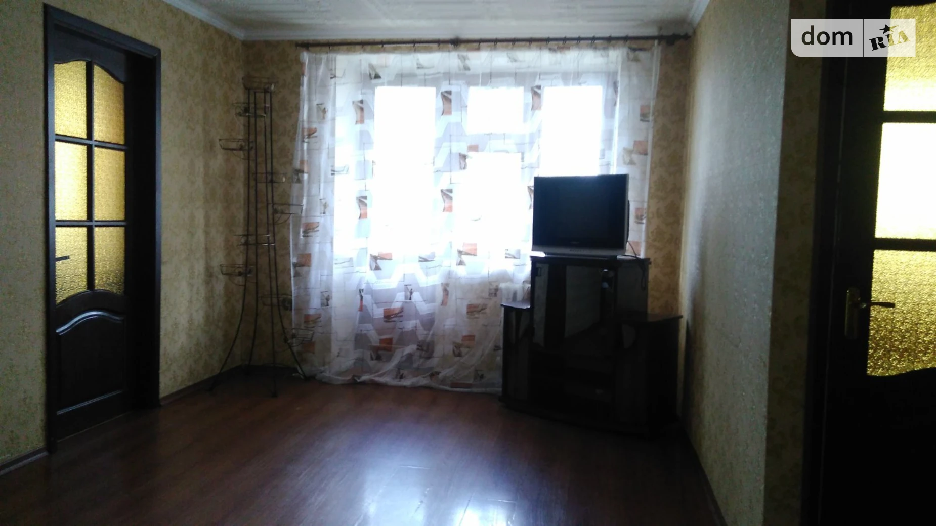 Продается 3-комнатная квартира 55.8 кв. м в Каменском, ул. Дениса Рохтина(9-го Мая) - фото 2