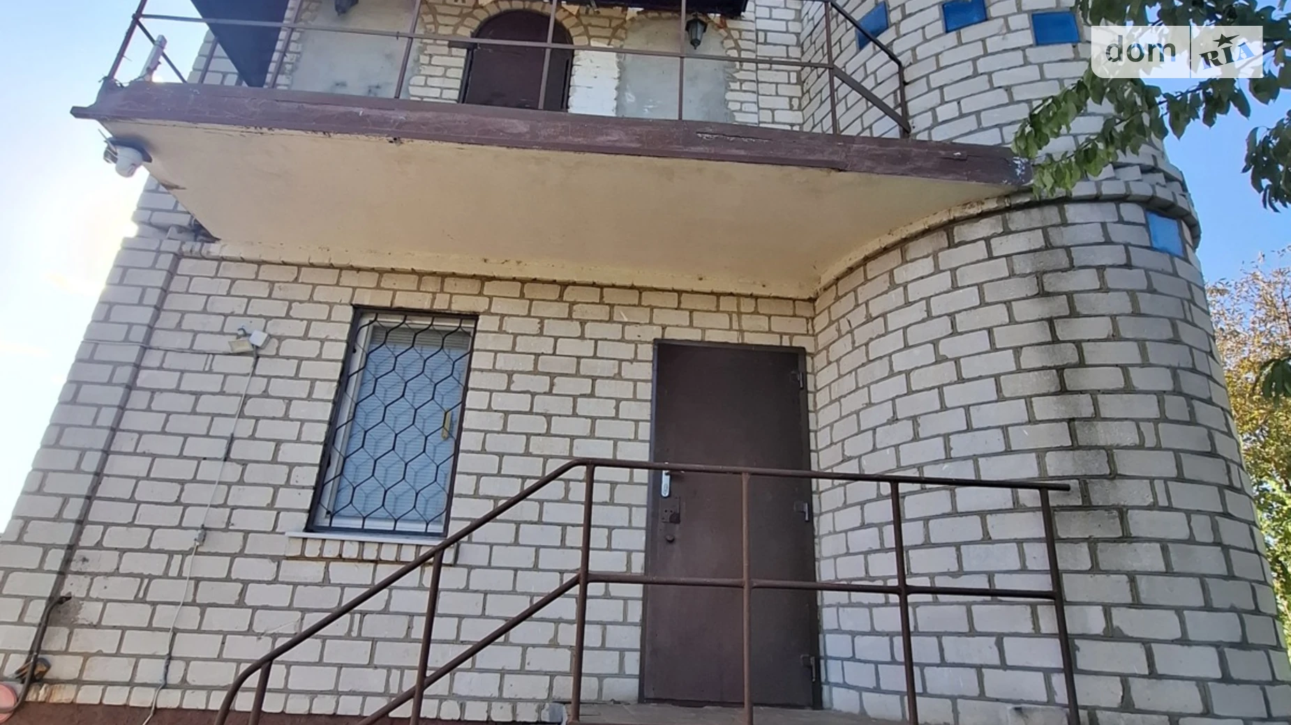 Продается дом на 2 этажа 102.8 кв. м с подвалом, цена: 18000 $ - фото 2
