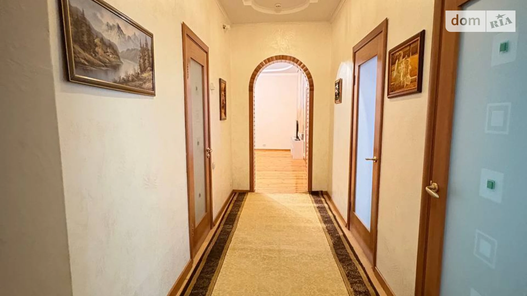 Продается 3-комнатная квартира 132.3 кв. м в Ровно, ул. Петра Могилы, 28 - фото 3