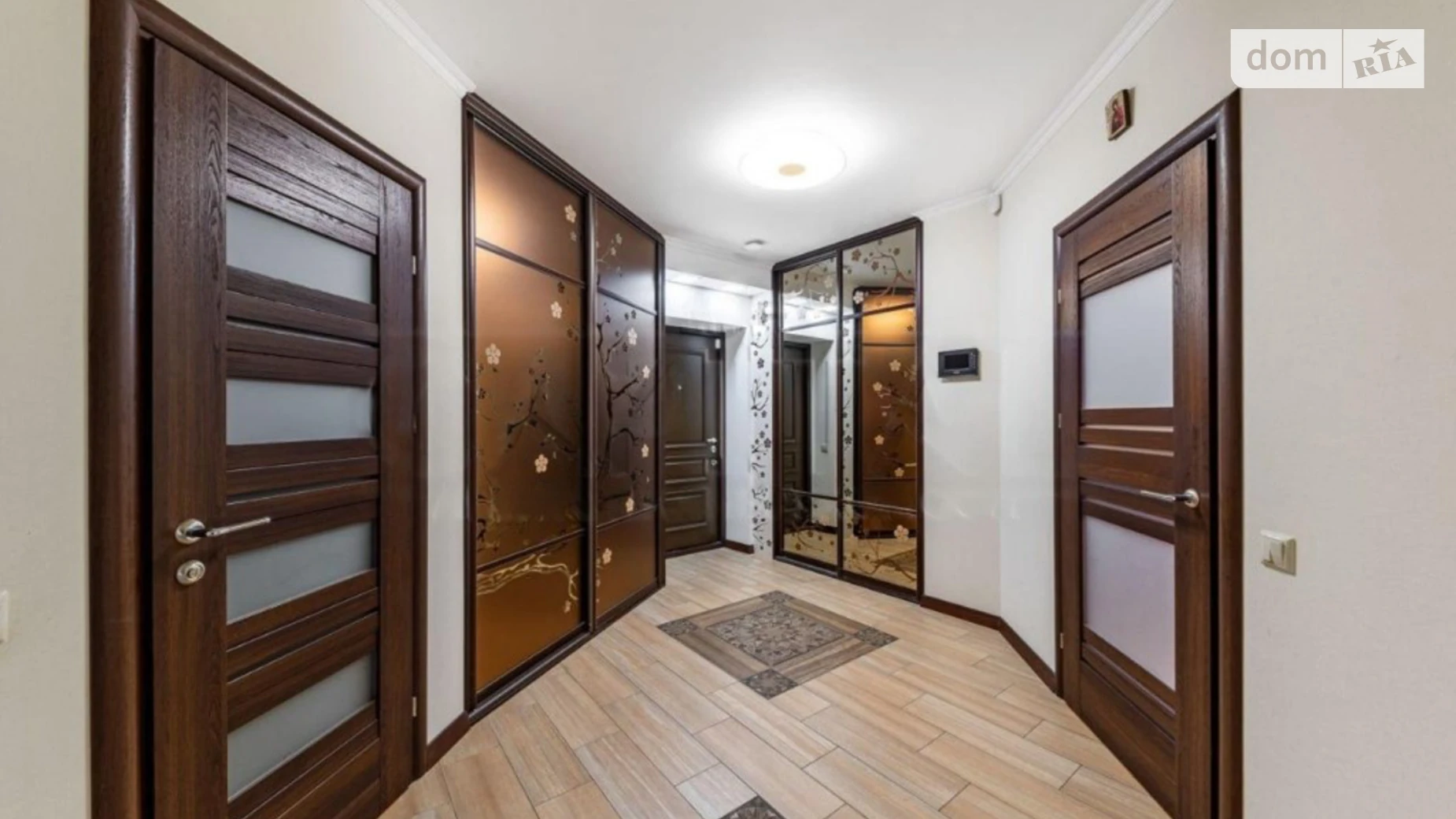 Продається 3-кімнатна квартира 96.6 кв. м у Києві, просп. Науки, 80А/73 - фото 2