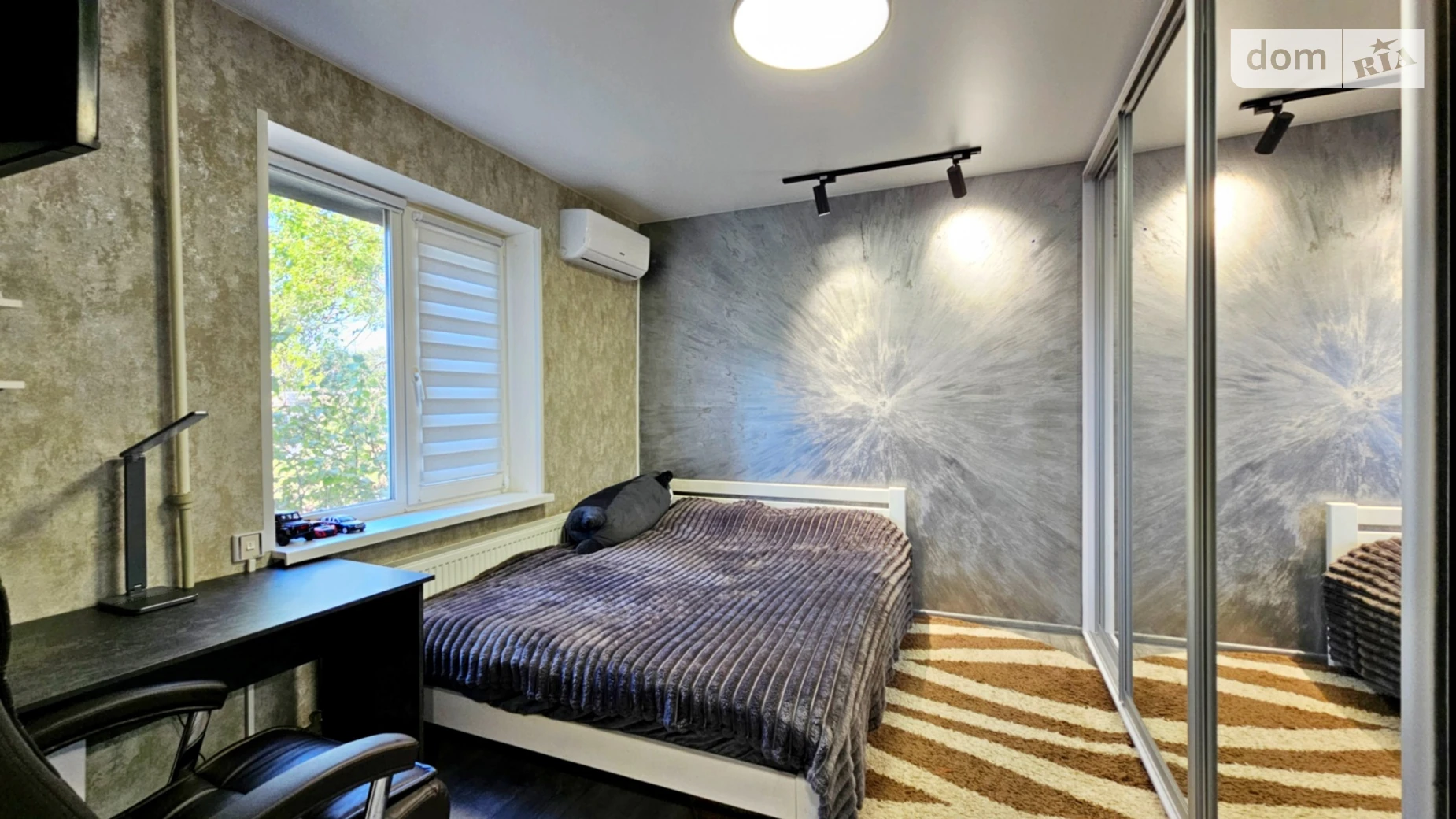 Продается 2-комнатная квартира 51 кв. м в Каменском, бул. Героев - фото 2