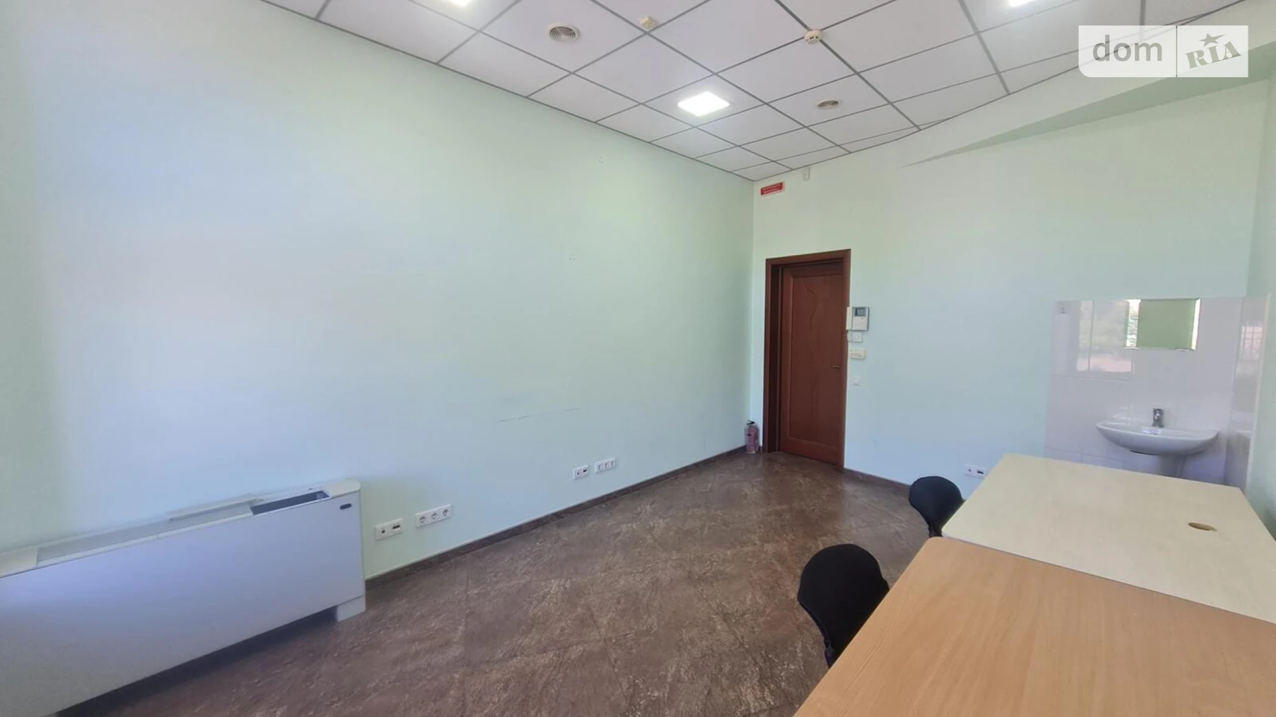 Сдается в аренду офис 18 кв. м в бизнес-центре, цена: 9500 грн - фото 3