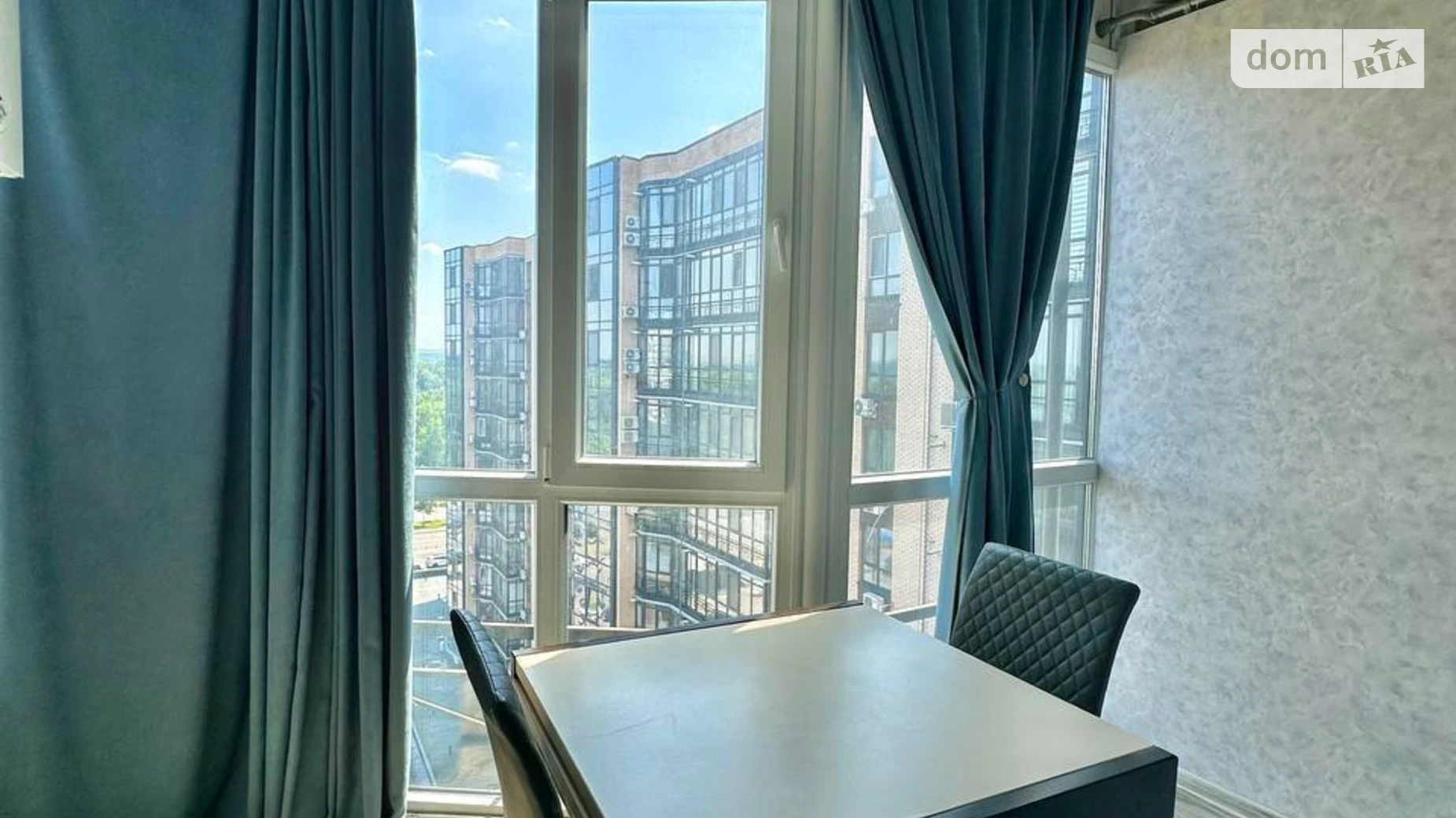 Продается 1-комнатная квартира 60.3 кв. м в Днепре, ул. Набережная Победы - фото 3