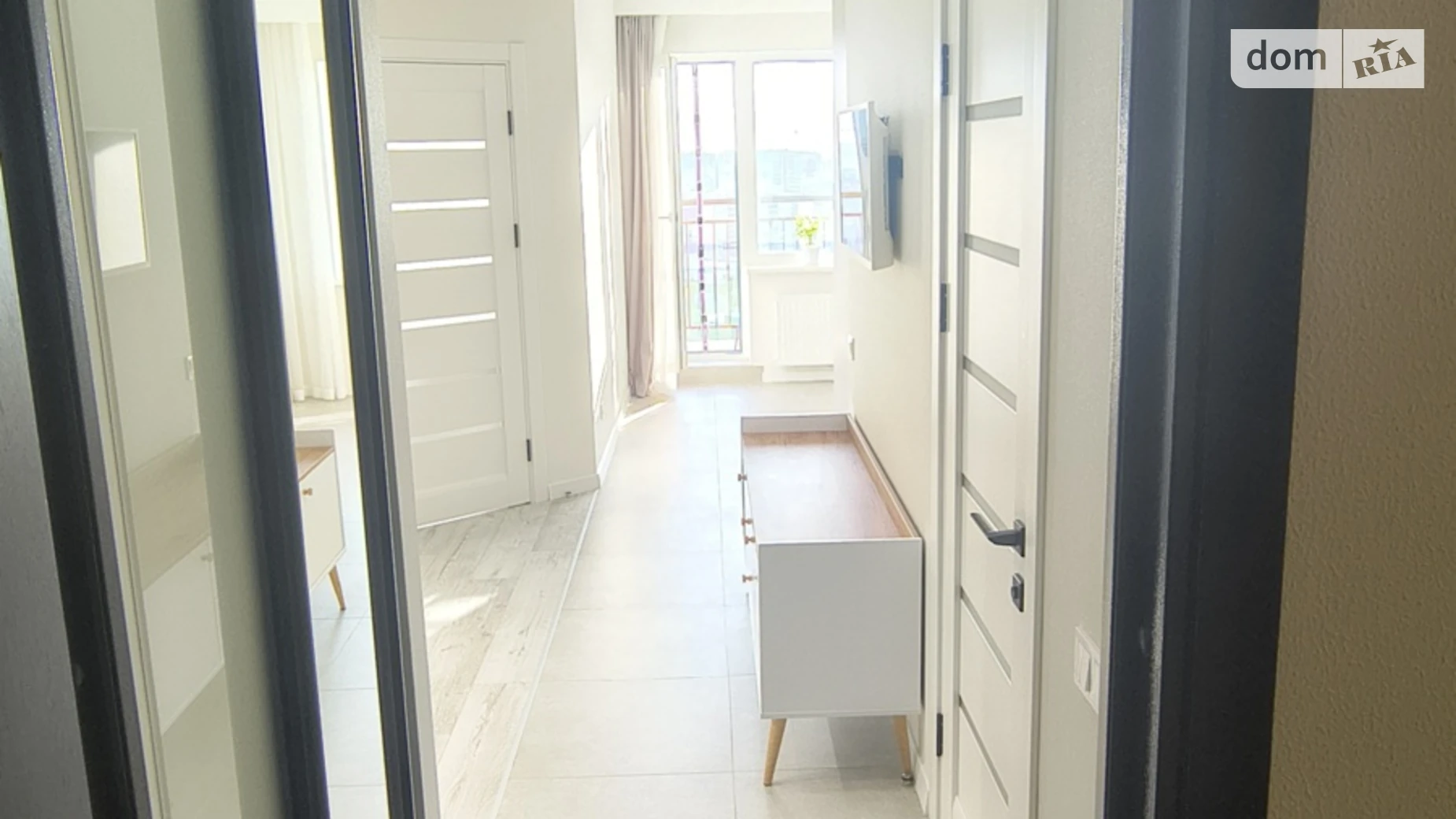 Продається 2-кімнатна квартира 46 кв. м у Одесі, вул. Академіка Сахарова, 3Е - фото 2