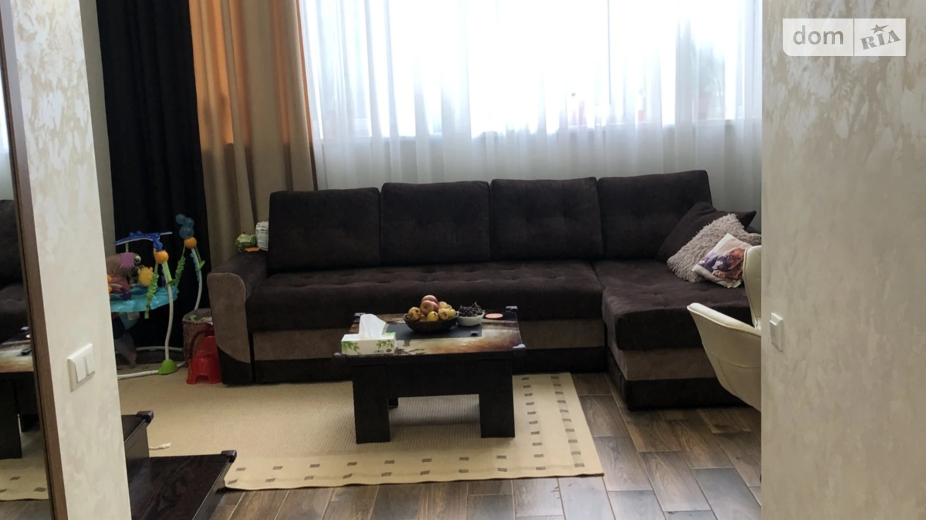 Продается 1-комнатная квартира 56.4 кв. м в Черновцах, ул. Прутская, 29Б - фото 2