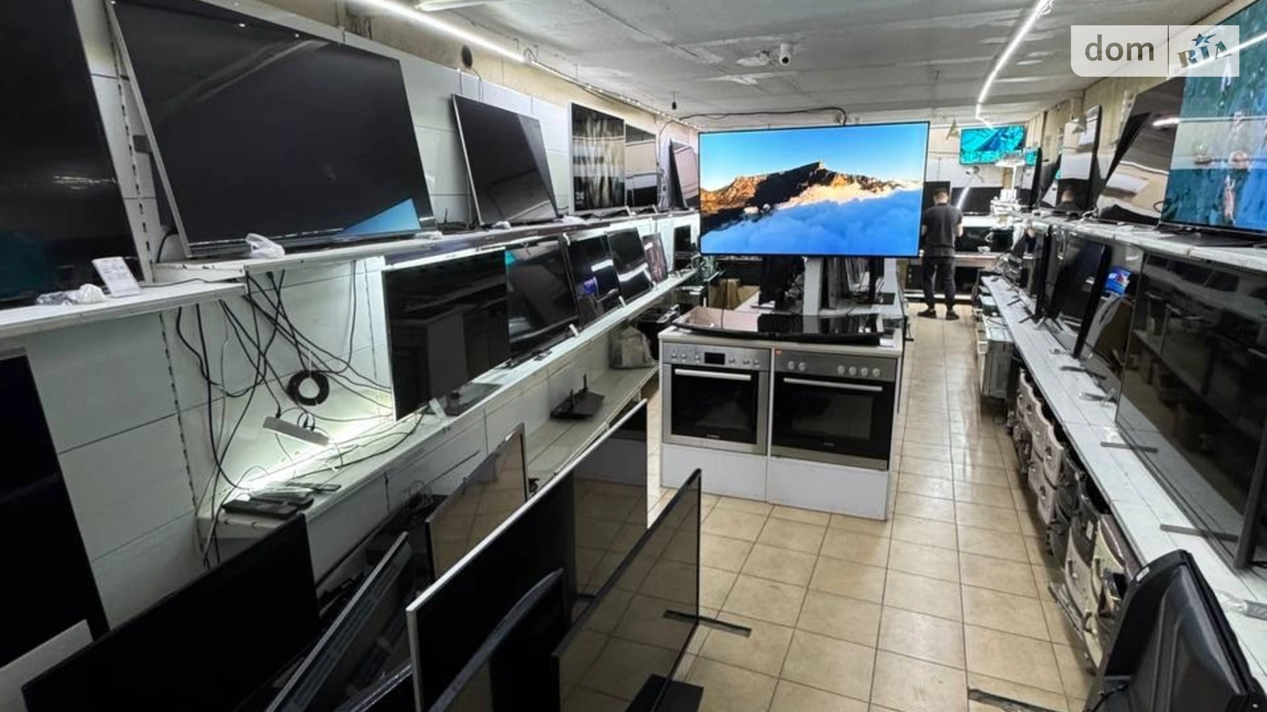 Продается офис 258.6 кв. м в бизнес-центре, цена: 400000 $ - фото 4