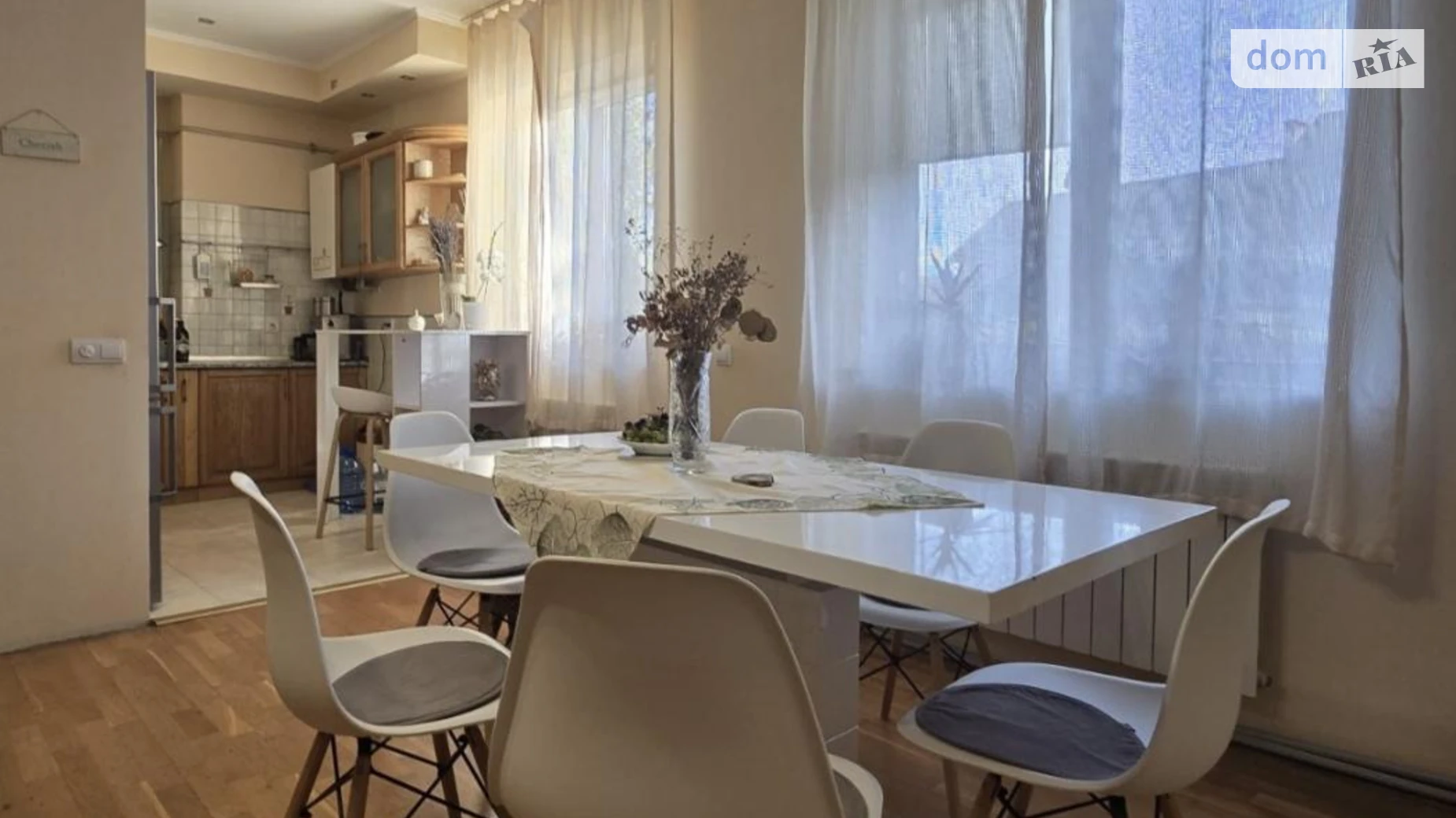 Продается 3-комнатная квартира 78 кв. м в Ужгороде, ул. Кобылянской - фото 3