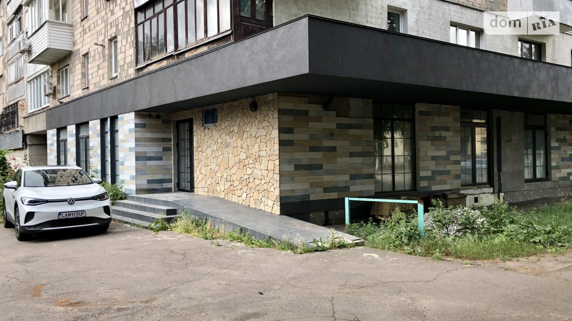 Сдается в аренду помещения свободного назначения 251.5 кв. м в 9-этажном здании, цена: 104800 грн - фото 2