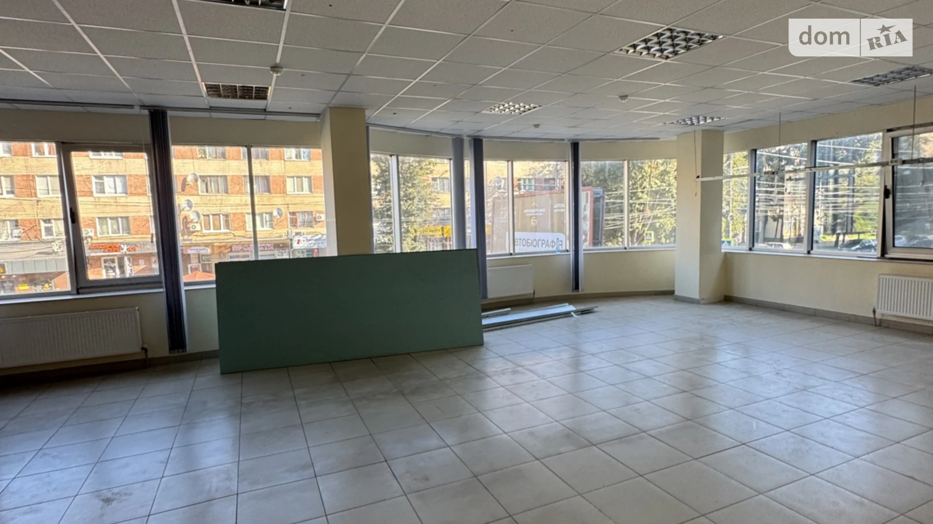 Сдается в аренду помещения свободного назначения 155 кв. м в 6-этажном здании, цена: 35650 грн - фото 4