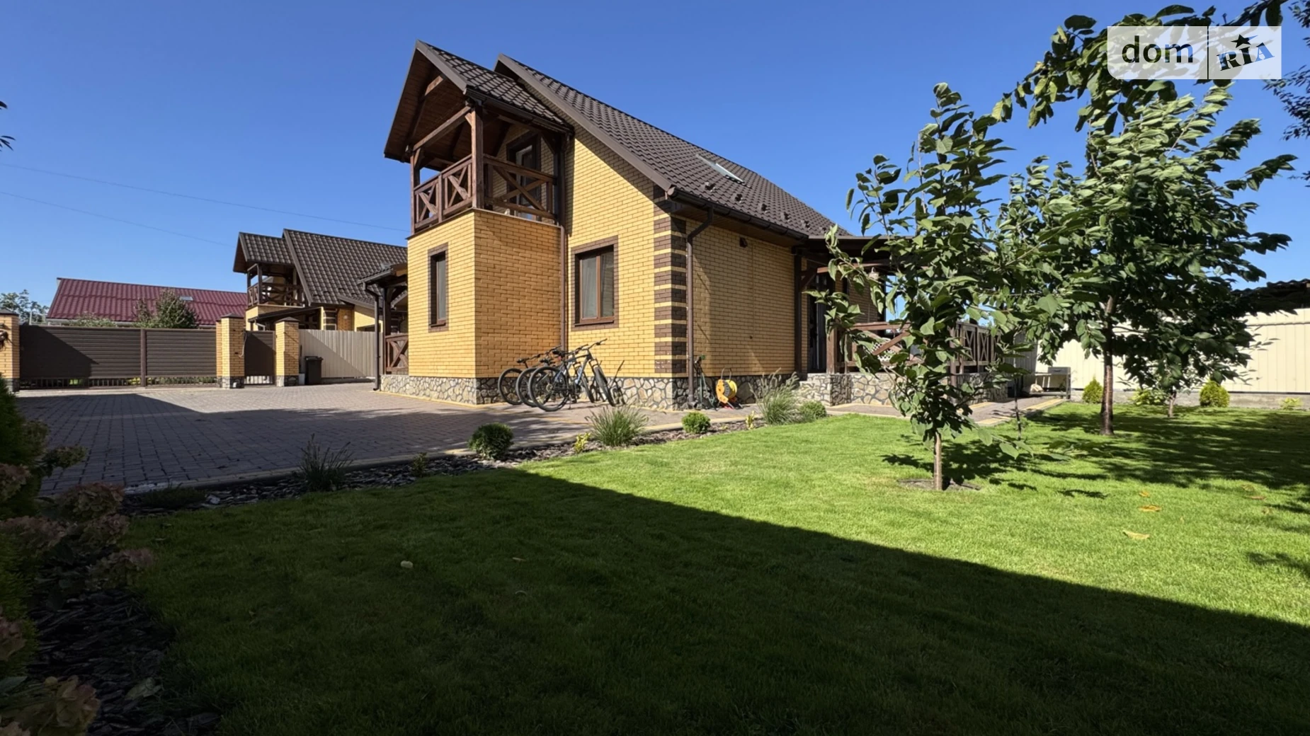 Продается дом на 3 этажа 110 кв. м с подвалом, цена: 175000 $ - фото 2
