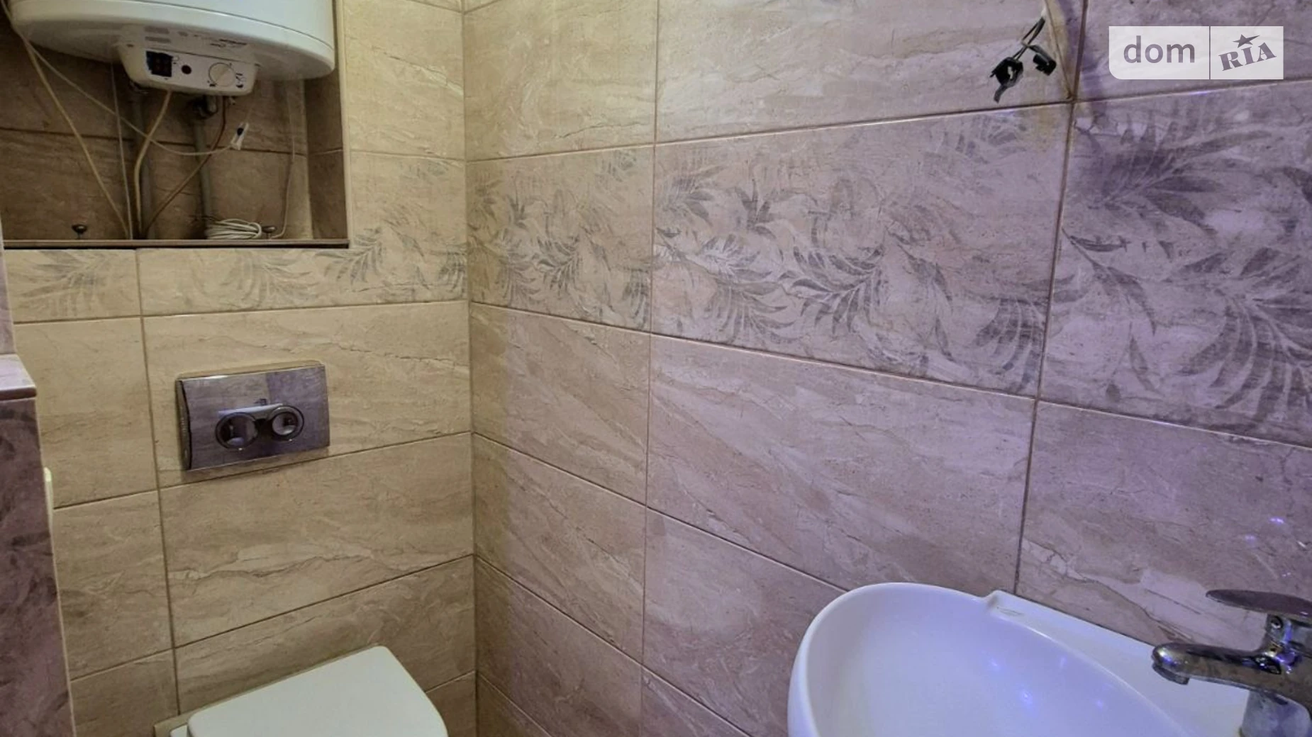 Продается 1-комнатная квартира 43 кв. м в, цена: 42000 $ - фото 3