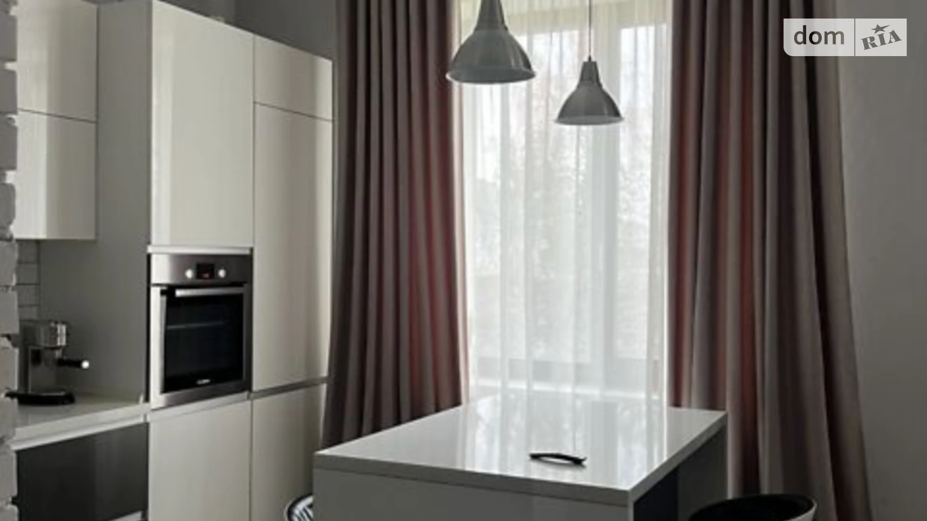 Продается дом на 3 этажа 186 кв. м с бассейном, цена: 230000 $ - фото 3