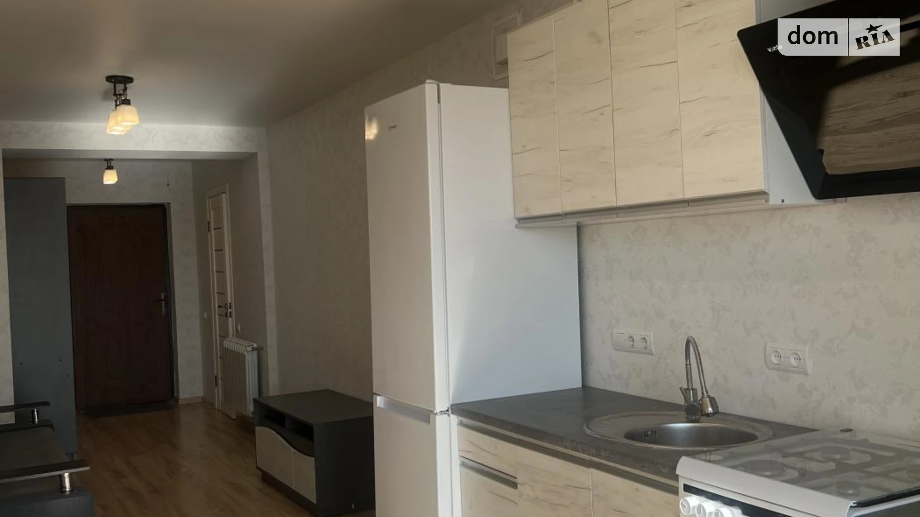 Продается 1-комнатная квартира 47 кв. м в Ровно, ул. Гайдамацкая - фото 2
