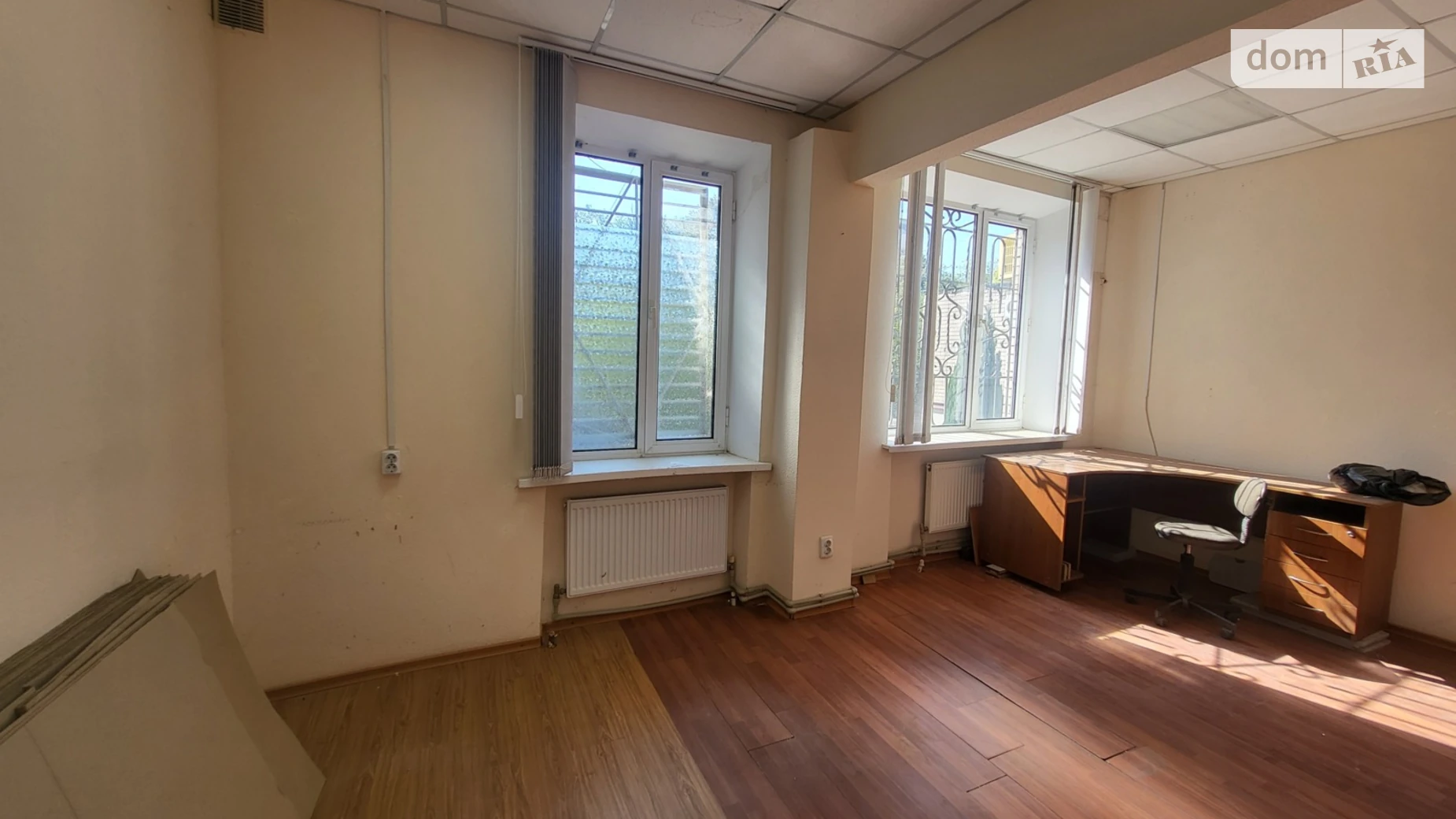 Сдается в аренду офис 23 кв. м в бизнес-центре, цена: 4600 грн - фото 4