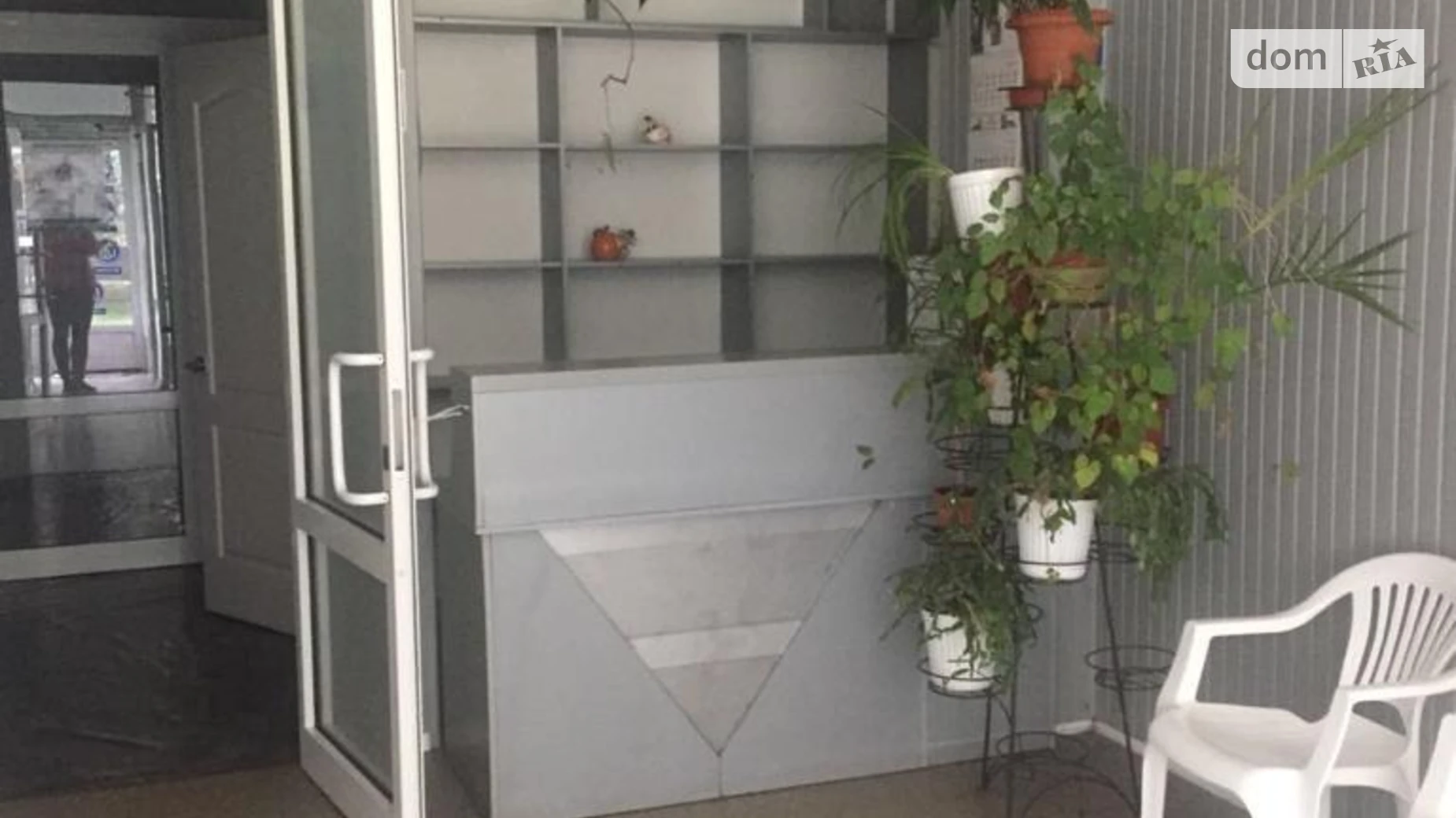 Продается офис 86.6 кв. м в бизнес-центре, цена: 35000 $ - фото 2