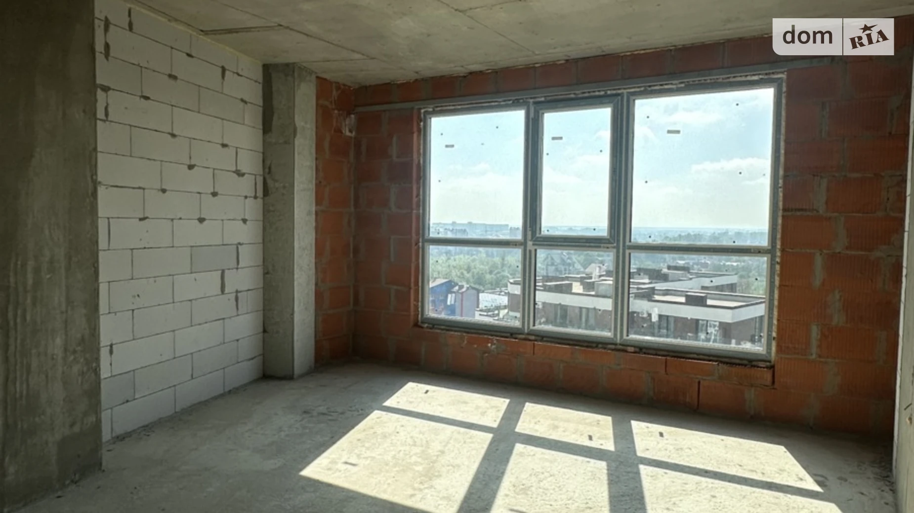 Продается 2-комнатная квартира 73.9 кв. м в Ивано-Франковске, ул. Ивасюка - фото 3