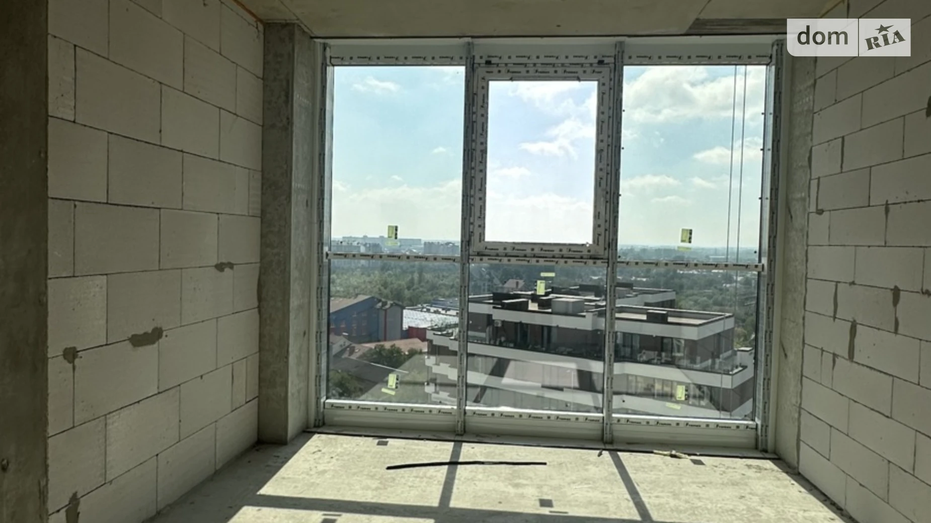 Продается 2-комнатная квартира 73.9 кв. м в Ивано-Франковске, ул. Ивасюка - фото 5