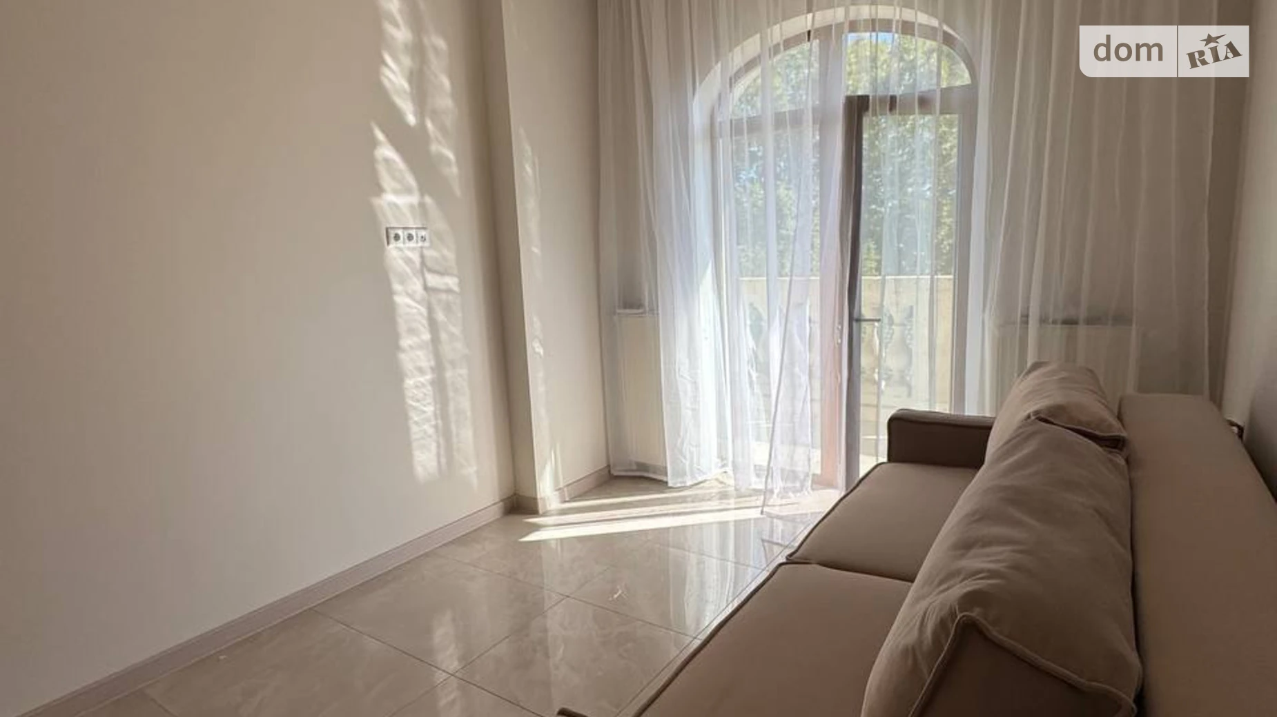 Продается 3-комнатная квартира 120 кв. м в Одессе, пер. Ониловой, 18 - фото 2