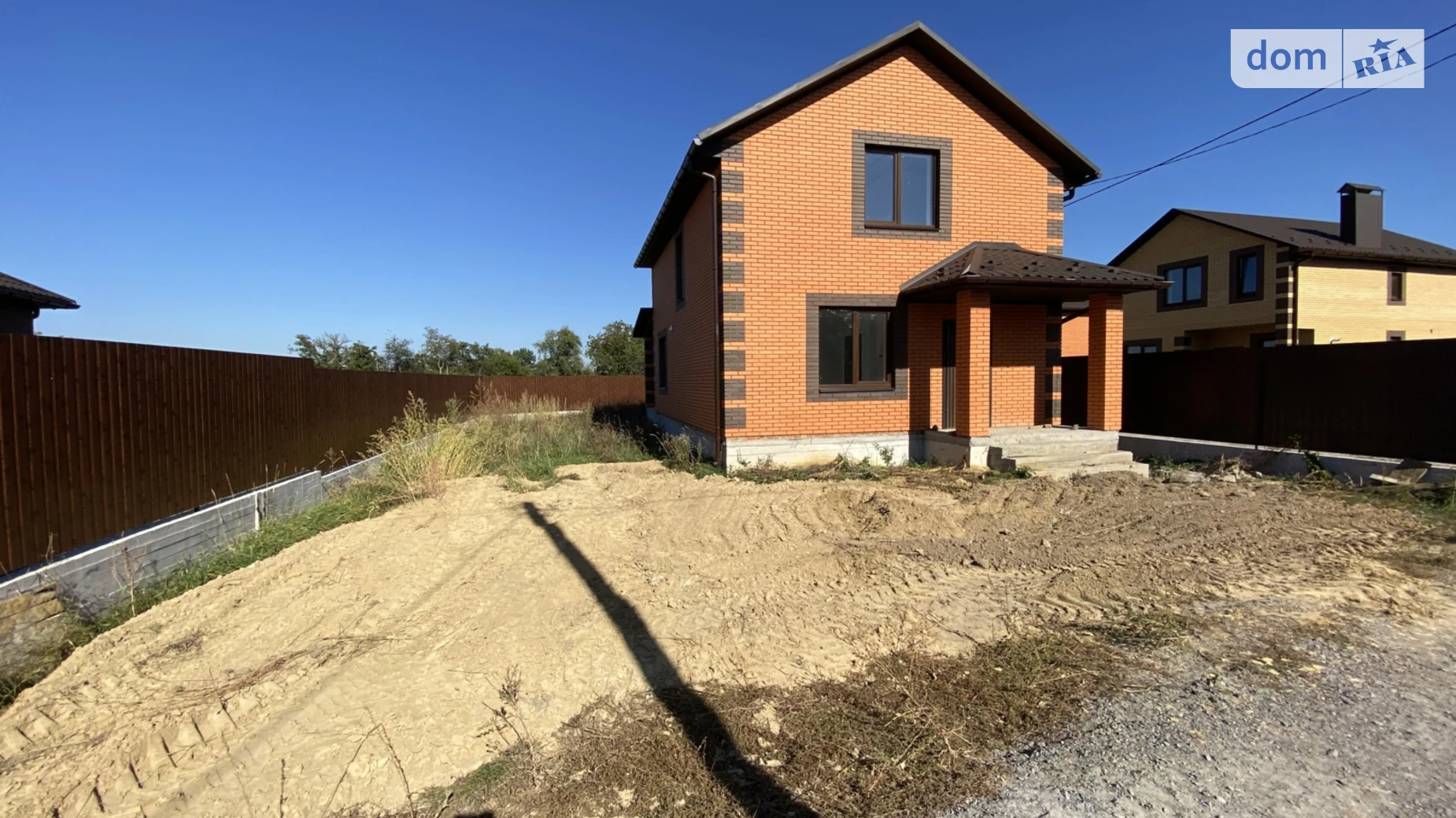 Продается дом на 2 этажа 120 кв. м с камином, цена: 90000 $ - фото 2