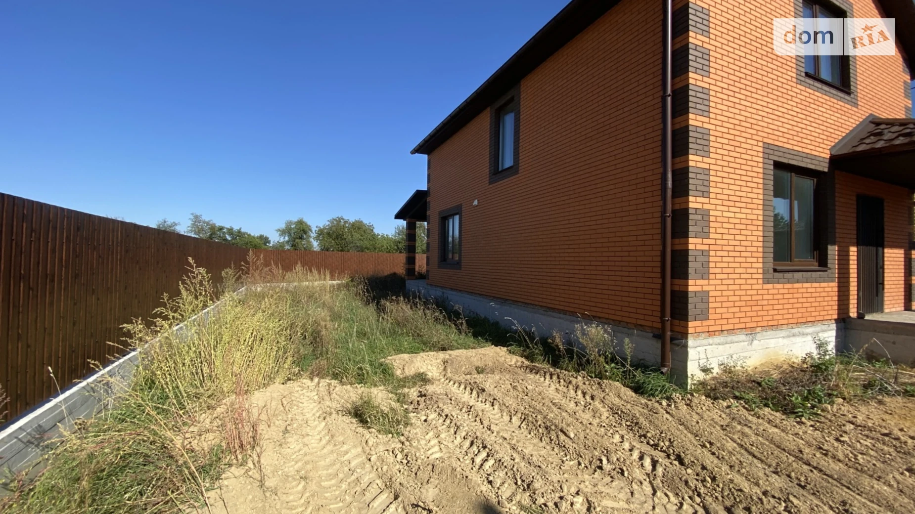 Продается дом на 2 этажа 120 кв. м с камином, цена: 90000 $ - фото 4