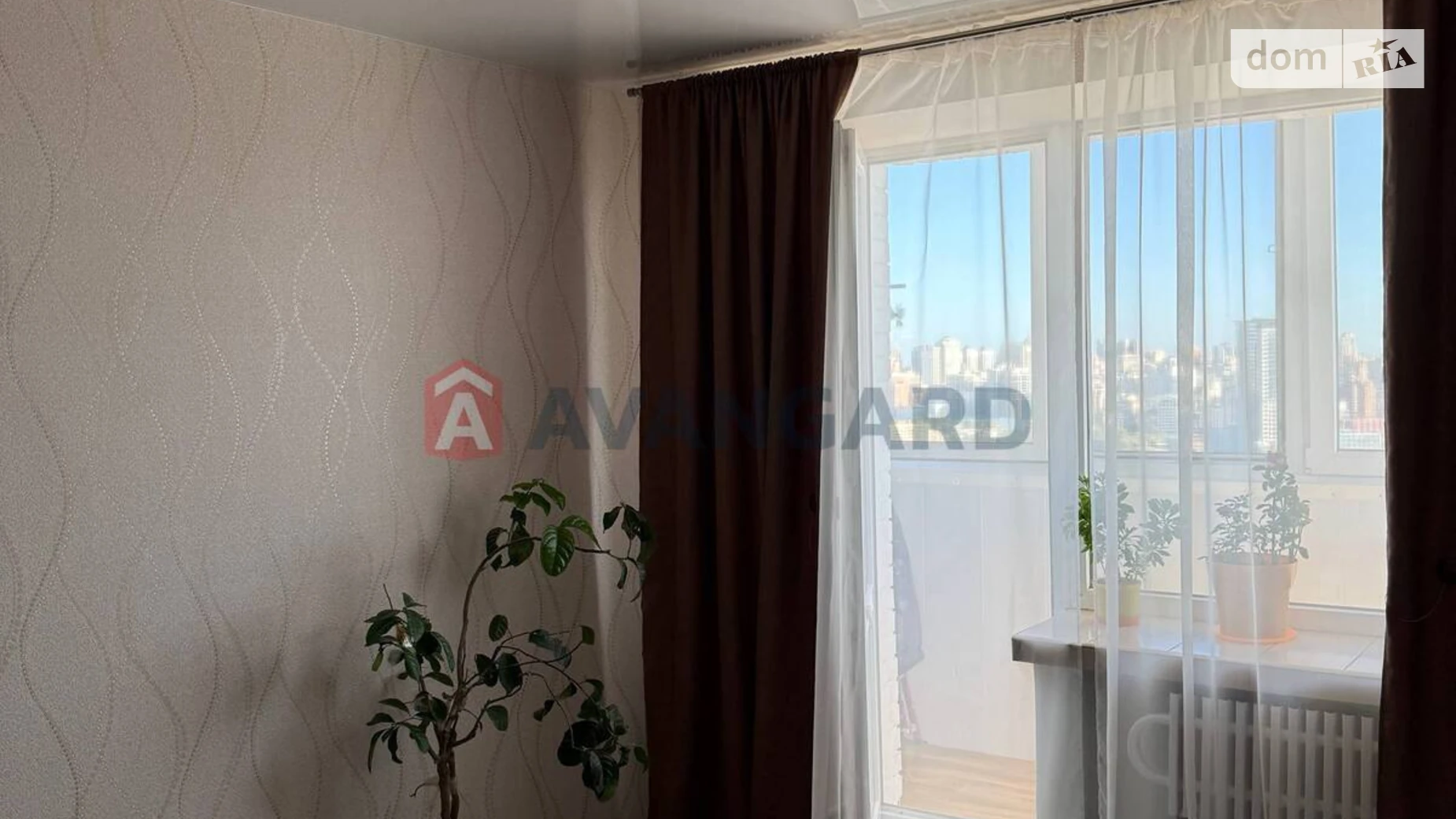 Продается 1-комнатная квартира 37 кв. м в Киеве, просп. Воздушных Сил(Воздухофлотский), 11/15 - фото 2