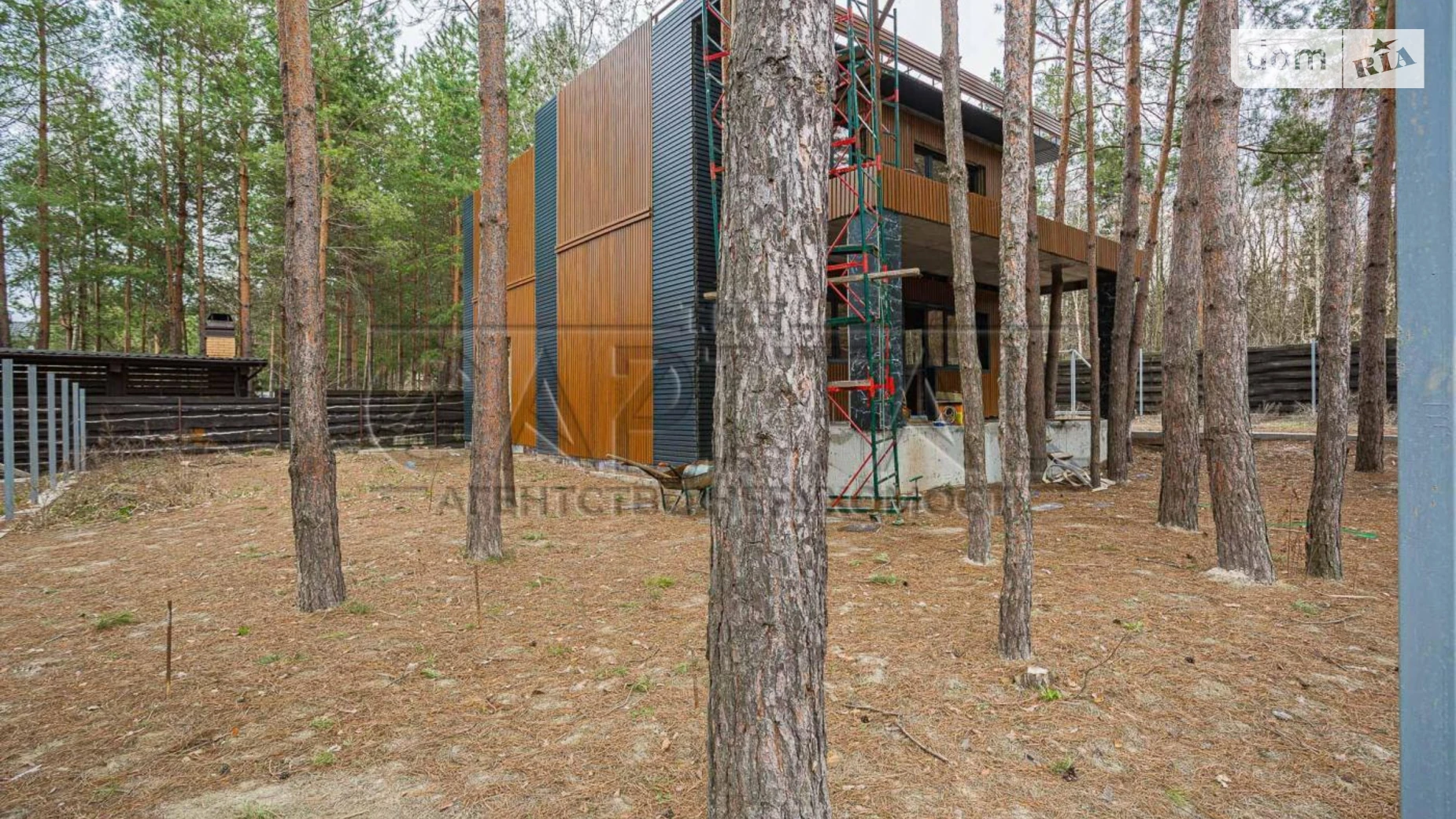 Продается дом на 2 этажа 170 кв. м с террасой, цена: 115000 $ - фото 2