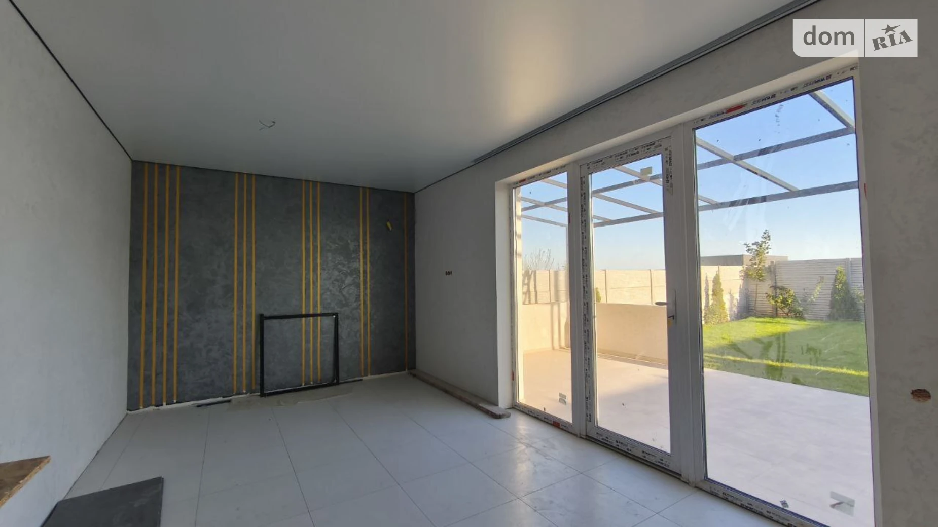 Продается дом на 2 этажа 170 кв. м с балконом, цена: 130000 $ - фото 3