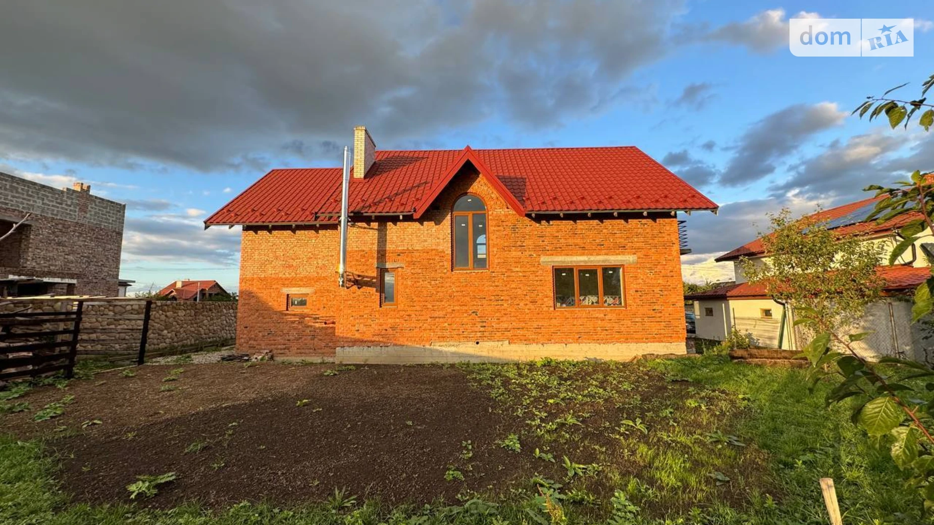 Продается дом на 2 этажа 180 кв. м с садом, цена: 185000 $ - фото 3