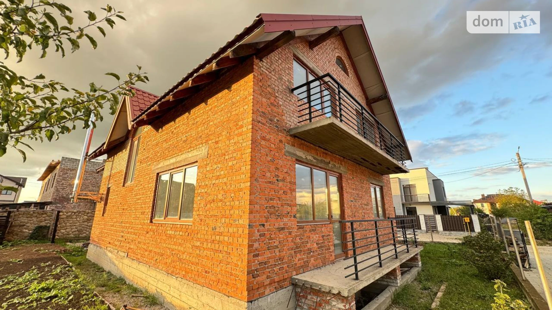 Продается дом на 2 этажа 180 кв. м с садом, цена: 185000 $ - фото 4