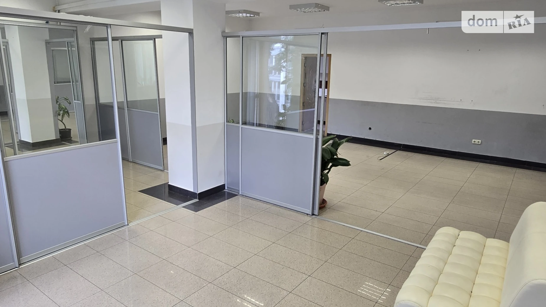 Здається в оренду офіс 100 кв. м в бізнес-центрі, цена: 30000 грн - фото 4
