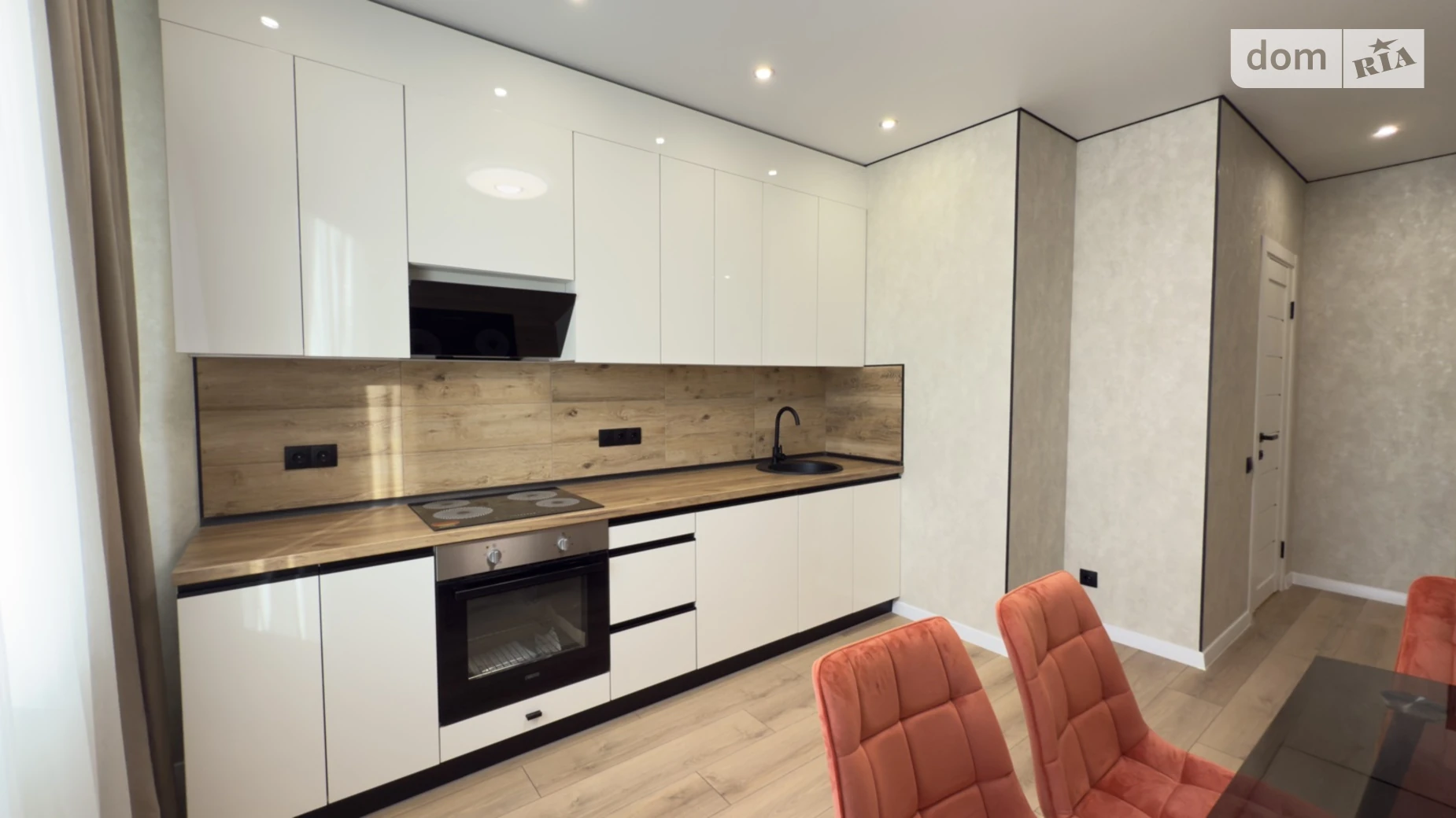 Продается 2-комнатная квартира 60 кв. м в Лиманке, ул. Жемчужная, 8 - фото 2