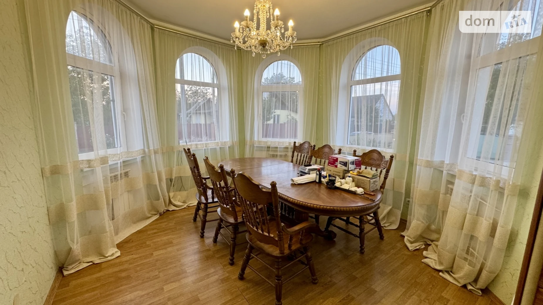 Продается дом на 2 этажа 263 кв. м с камином, цена: 140000 $ - фото 4