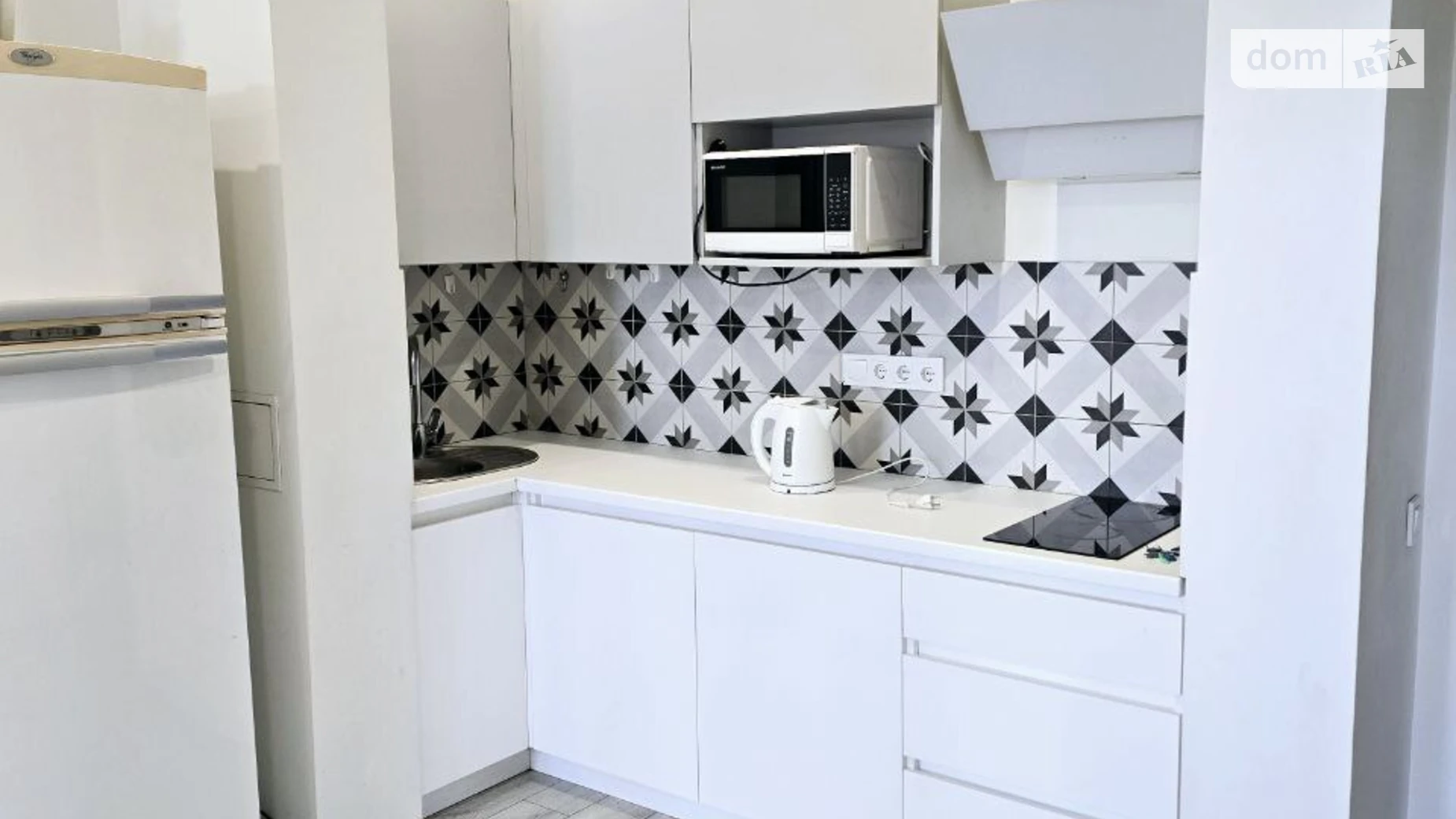 Сдается в аренду 1-комнатная квартира 48 кв. м в Одессе, плато Аркадийское(Гагаринское), 5/3 корпус 1 - фото 4